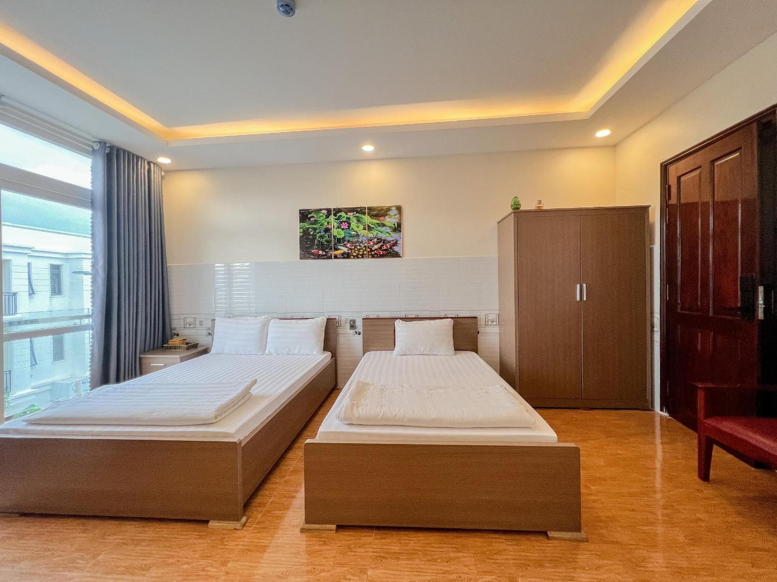 Triple Room with City View - Photo 2