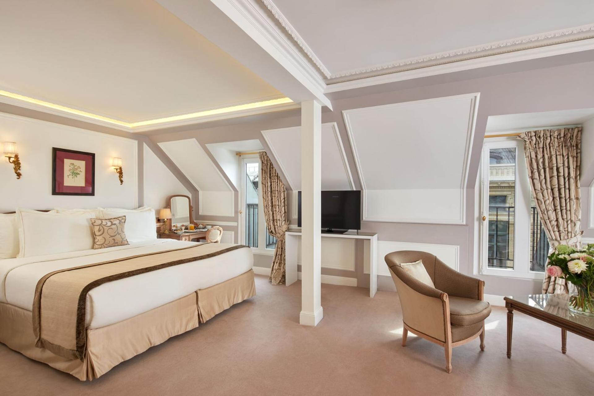 Suite Junior Tour Eiffel Suite Junior Tour Eiffel