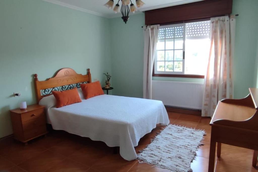 Casa de cuatro habitaciones