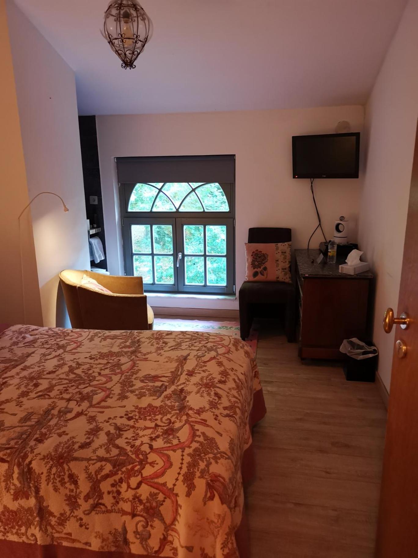 Single Room with Park View