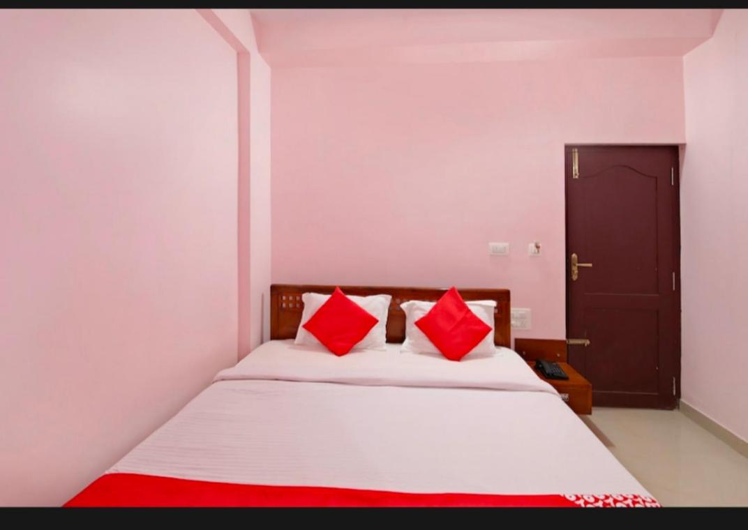 Double Room - Photo 3