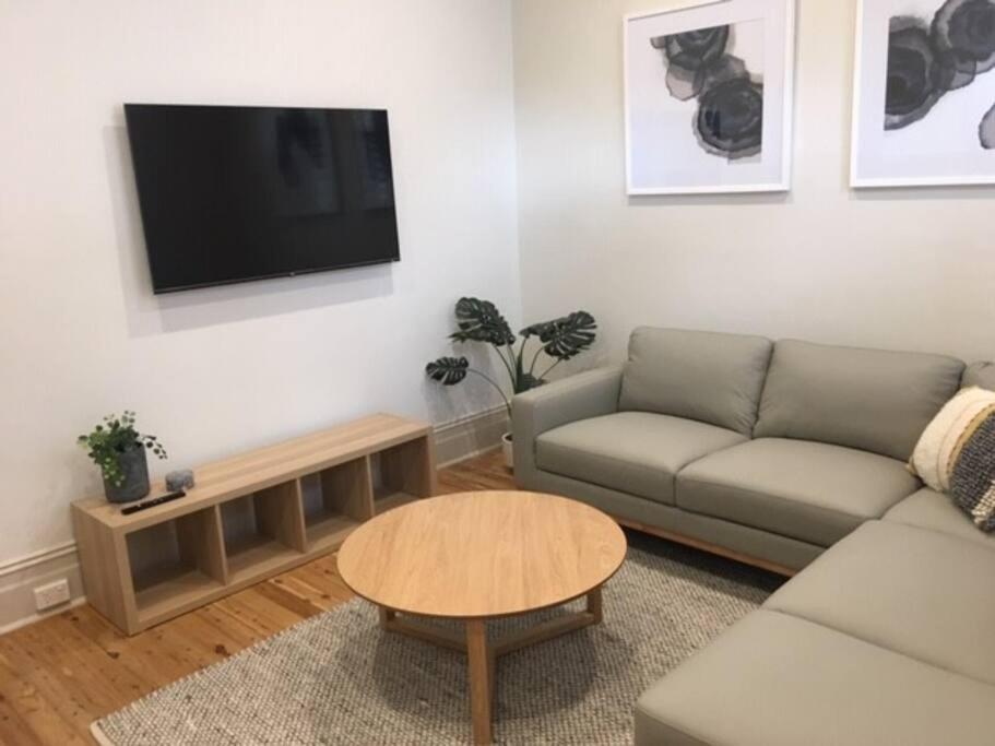 Two-Bedroom House photo 2