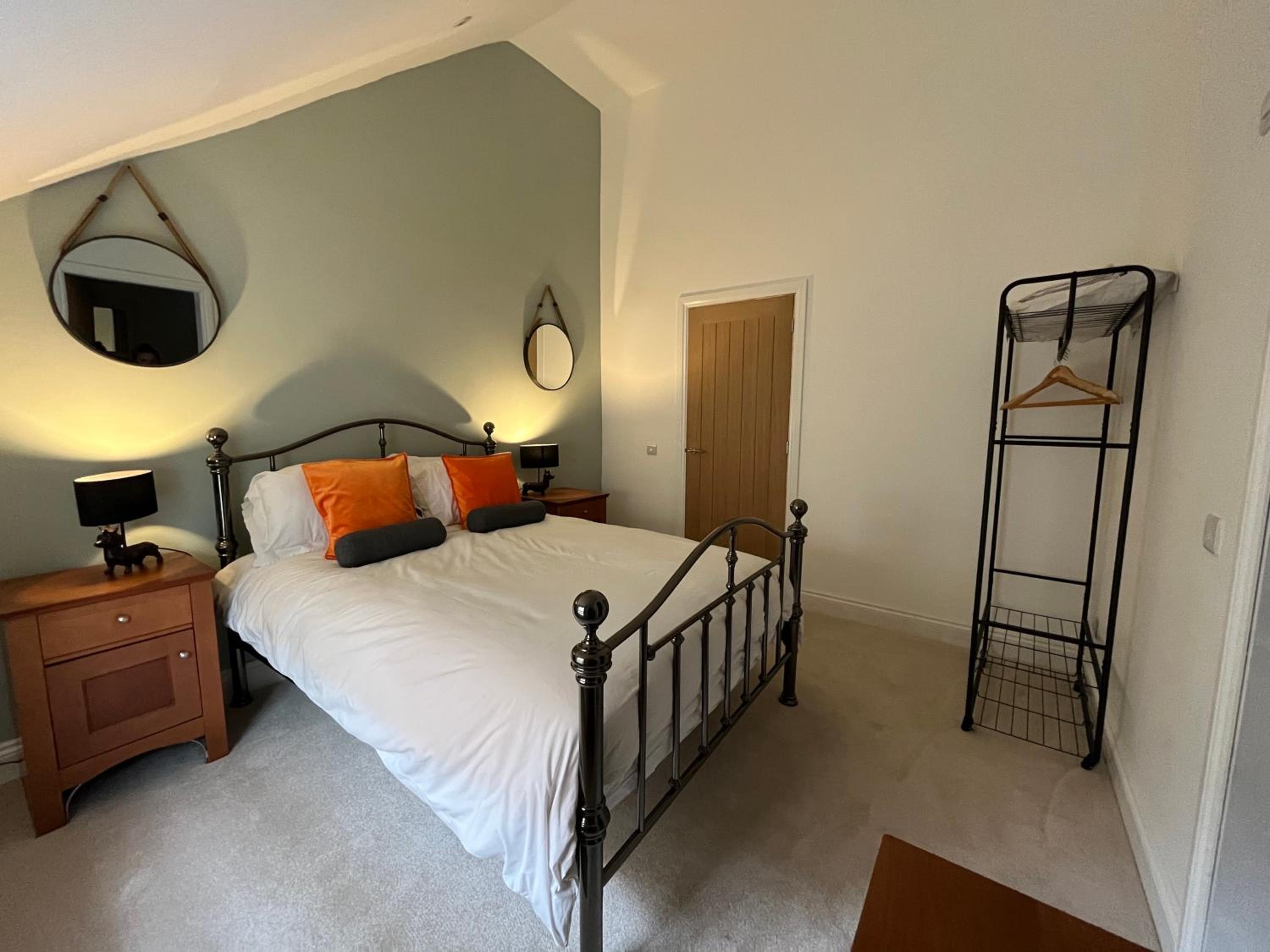 Three-Bedroom House - Photo 11