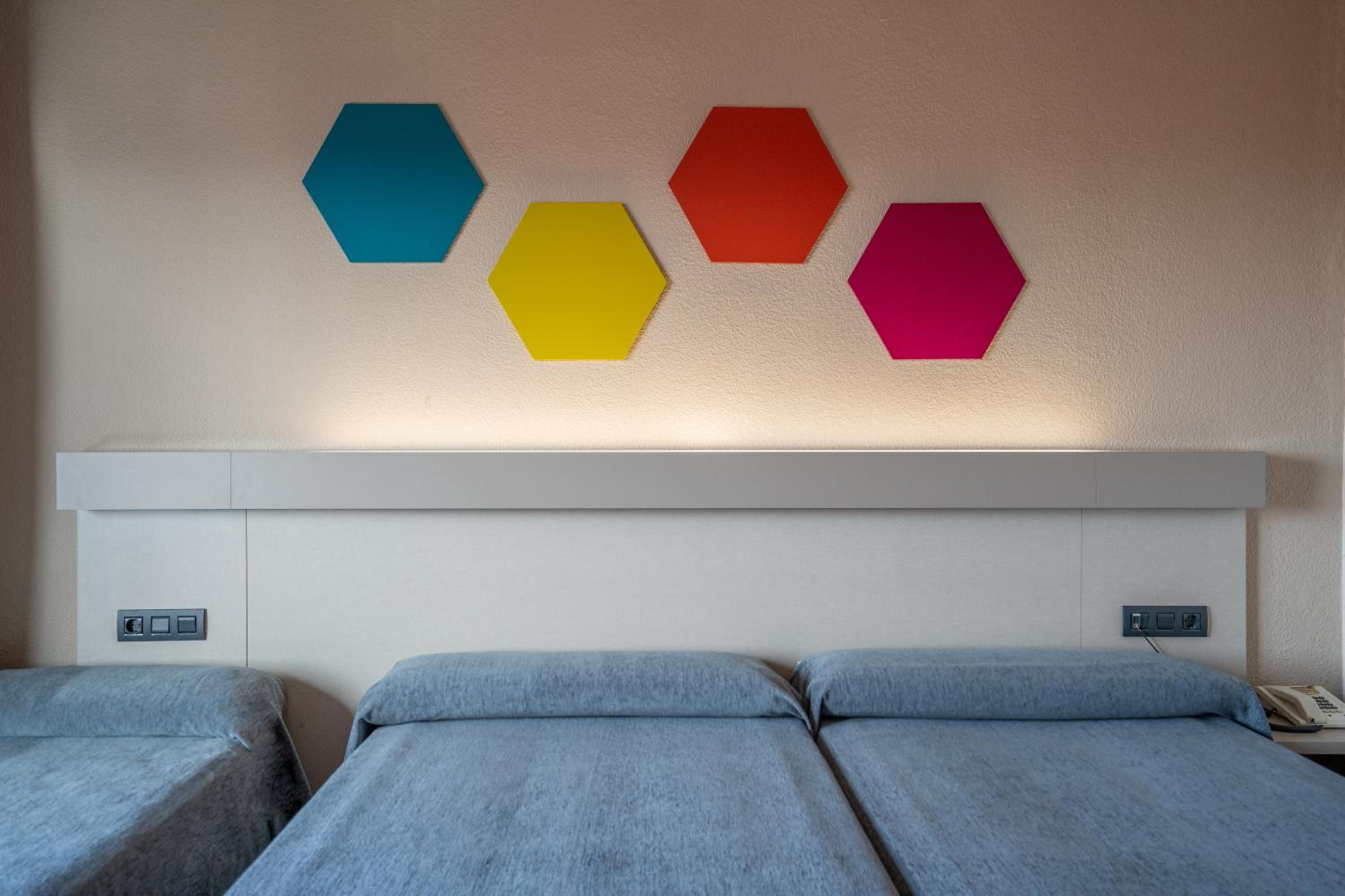 Habitación Doble o con Dos Camas con Cama Adicional