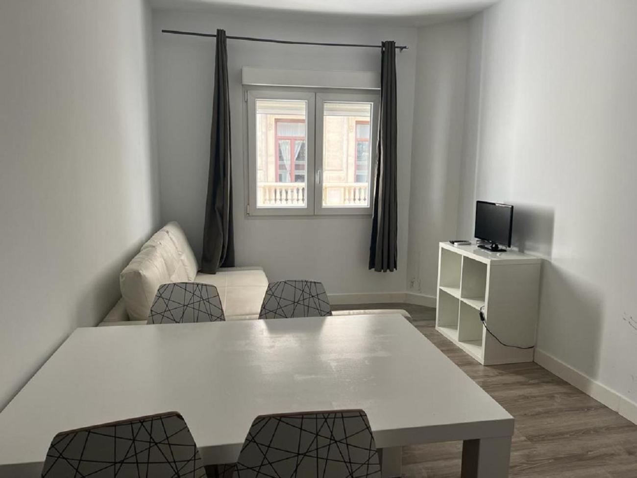 Apartment - Photo 32