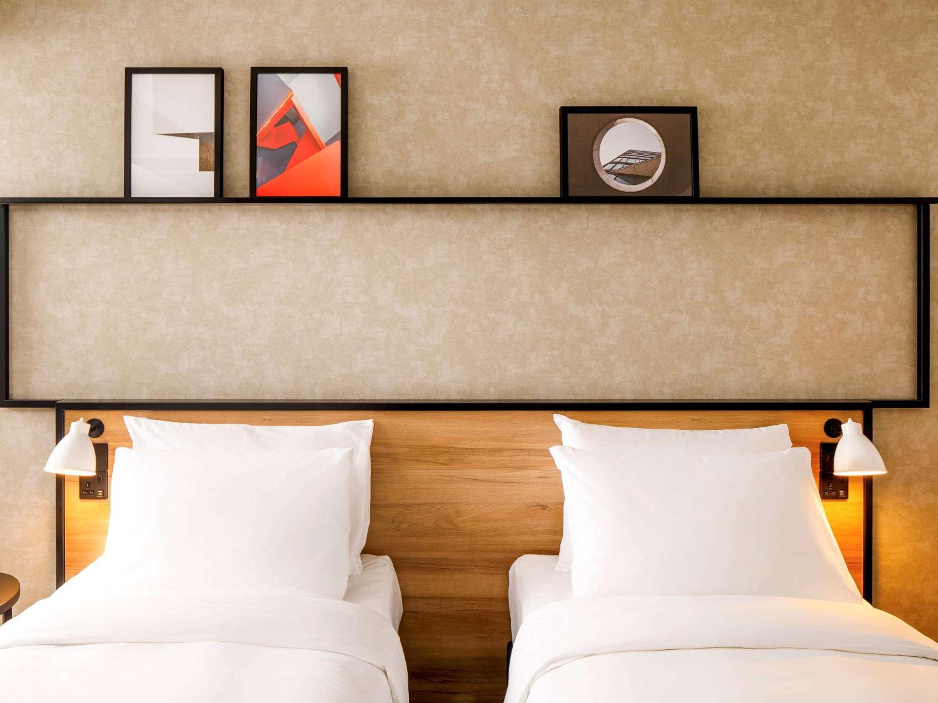 Standard Twin Room - Photo 1