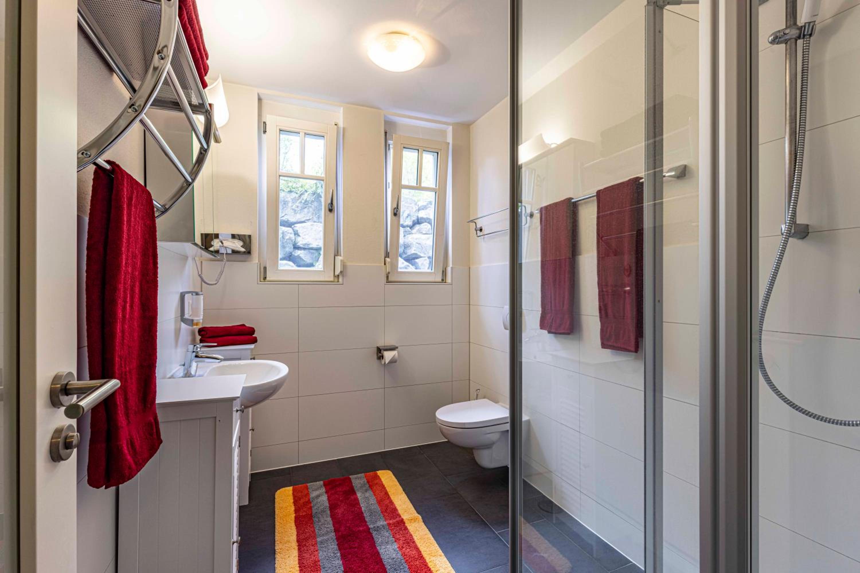 Two-Bedroom Apartment - Photo 13