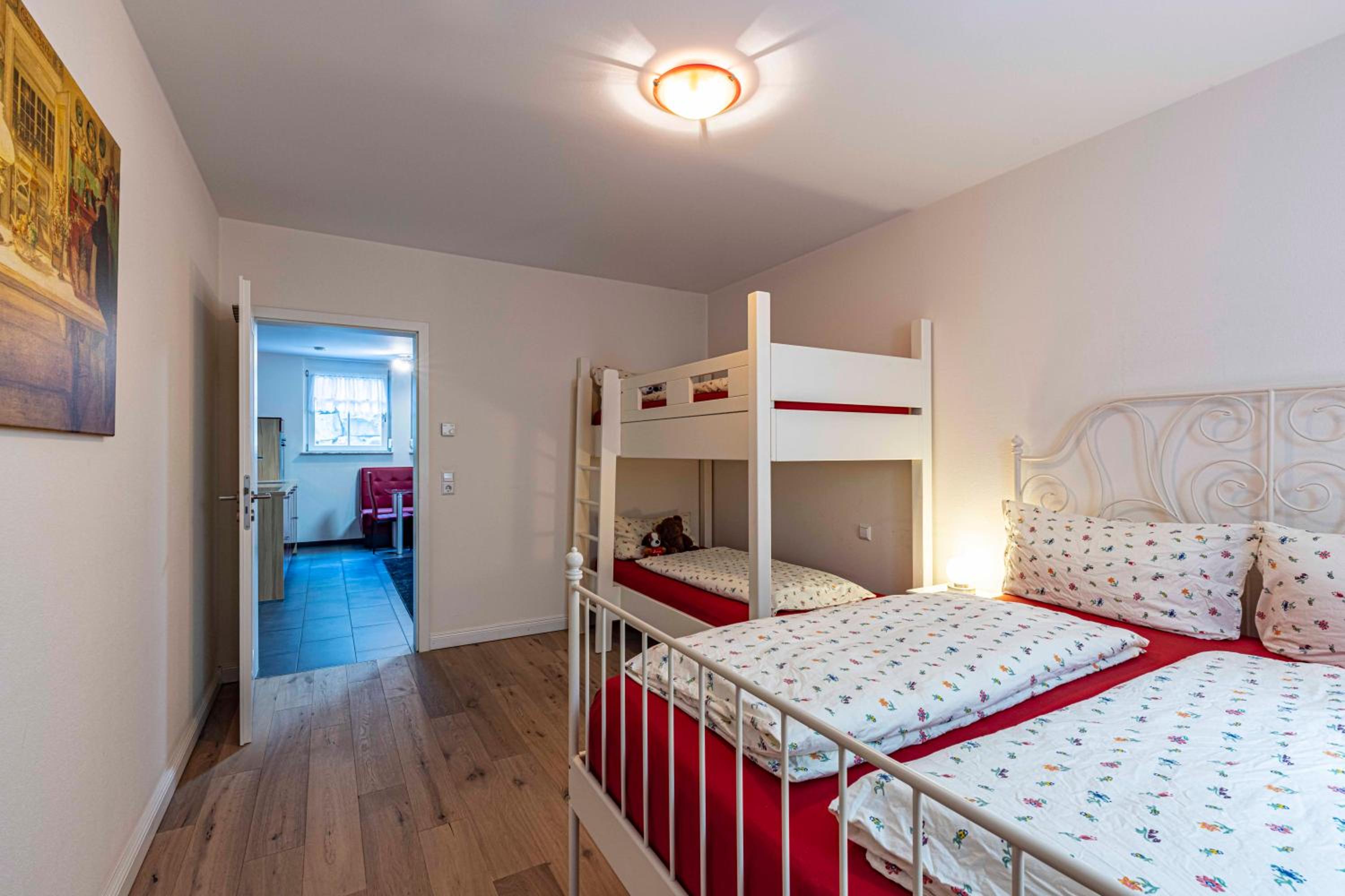 Two-Bedroom Apartment - Photo 9