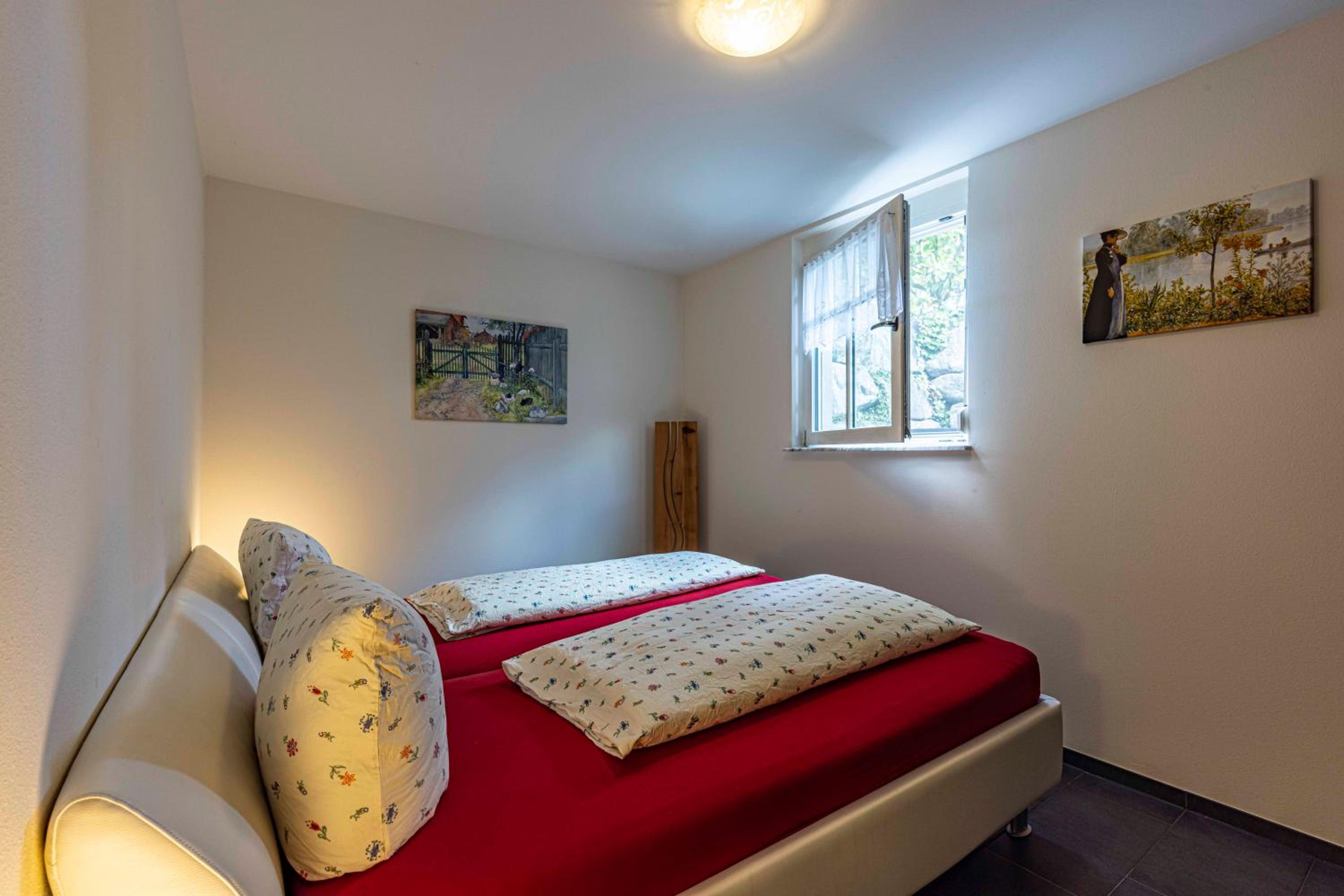 Two-Bedroom Apartment - Photo 7
