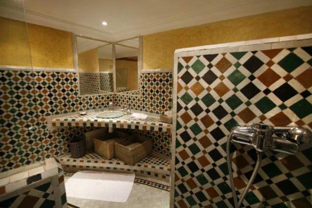 Superior Double Room - Photo 9