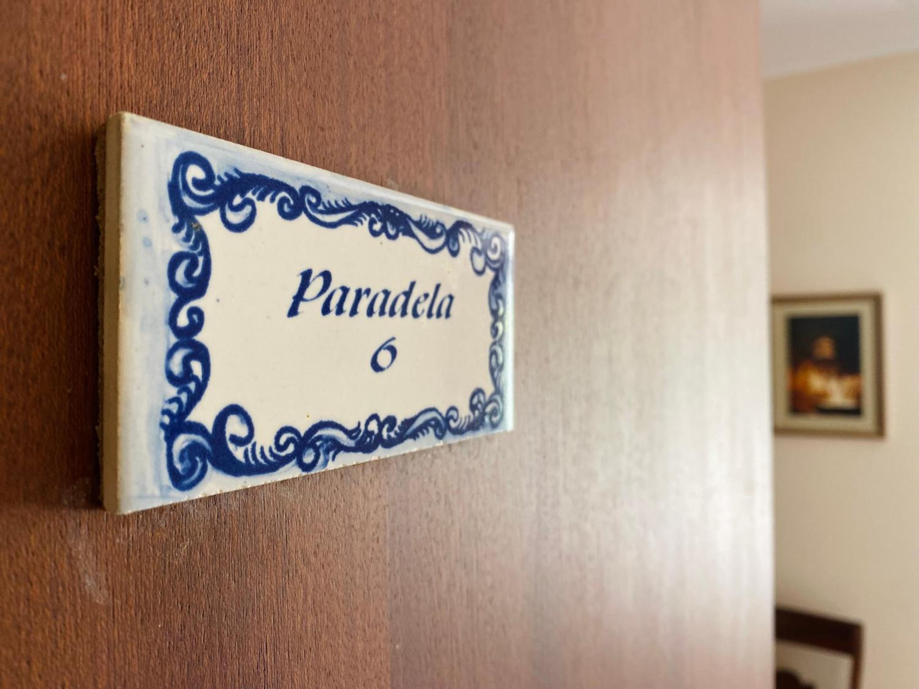 Suite - Photo 1