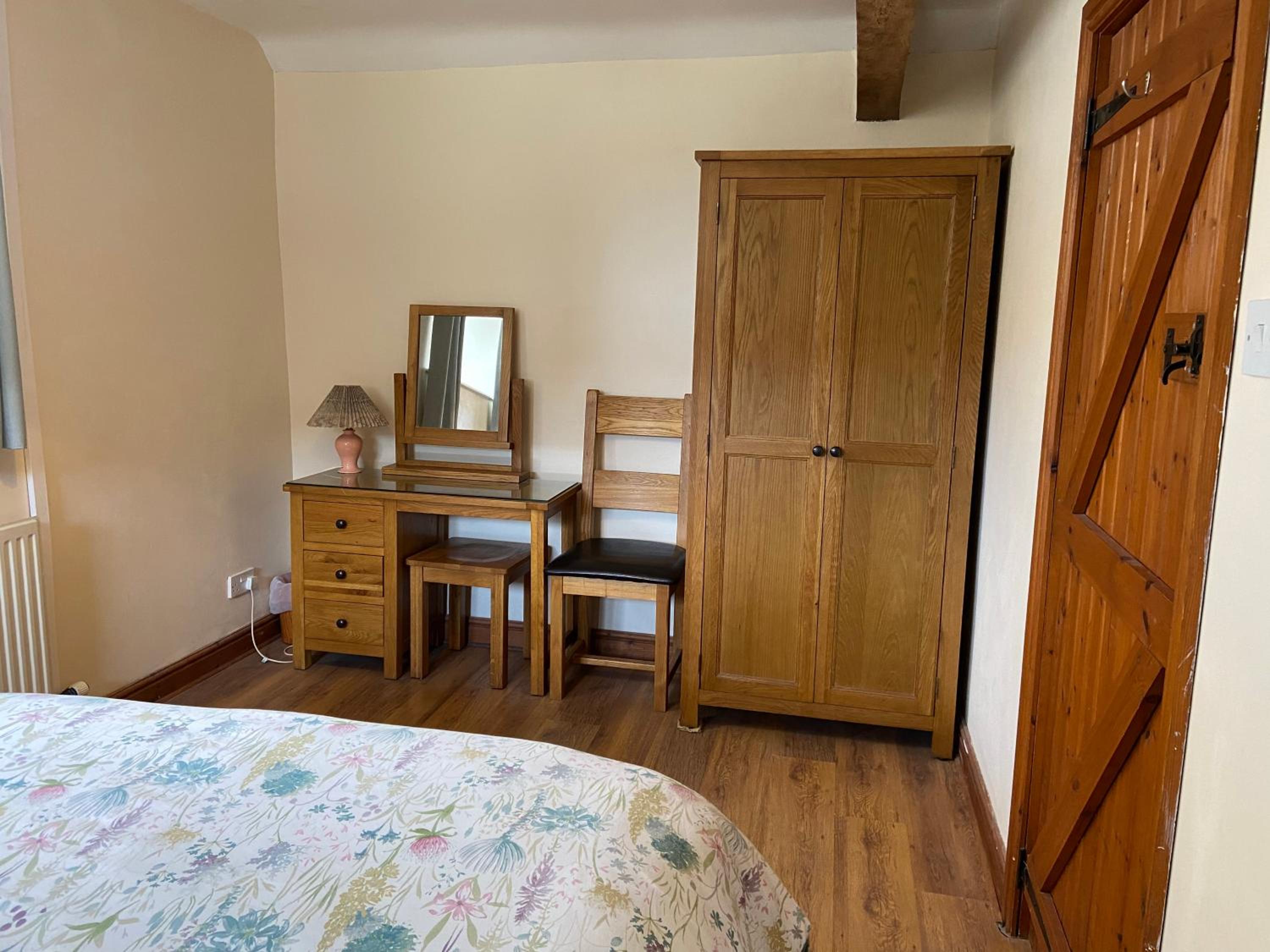 One-Bedroom House photo 1