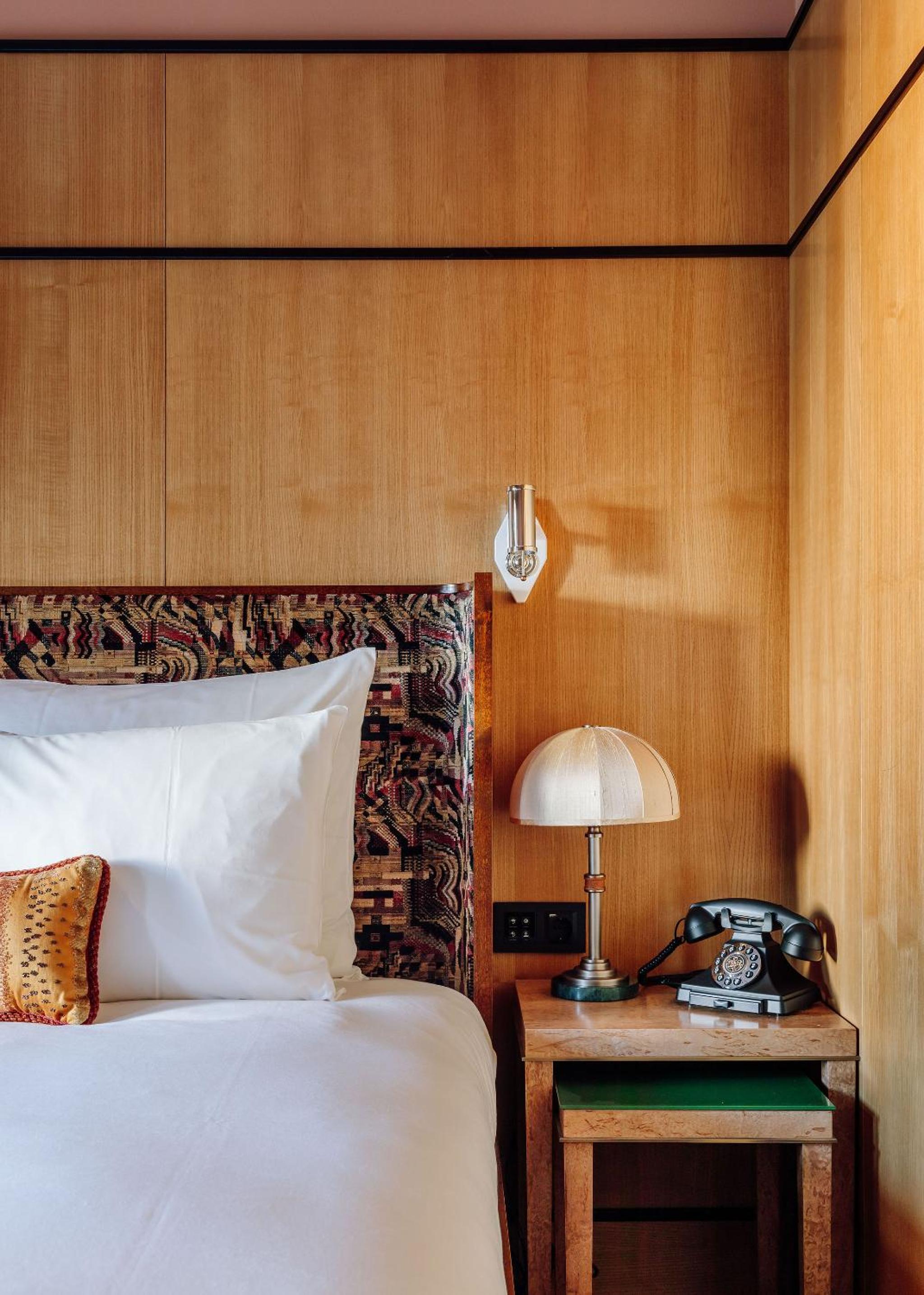 Superior King Room - Photo 1