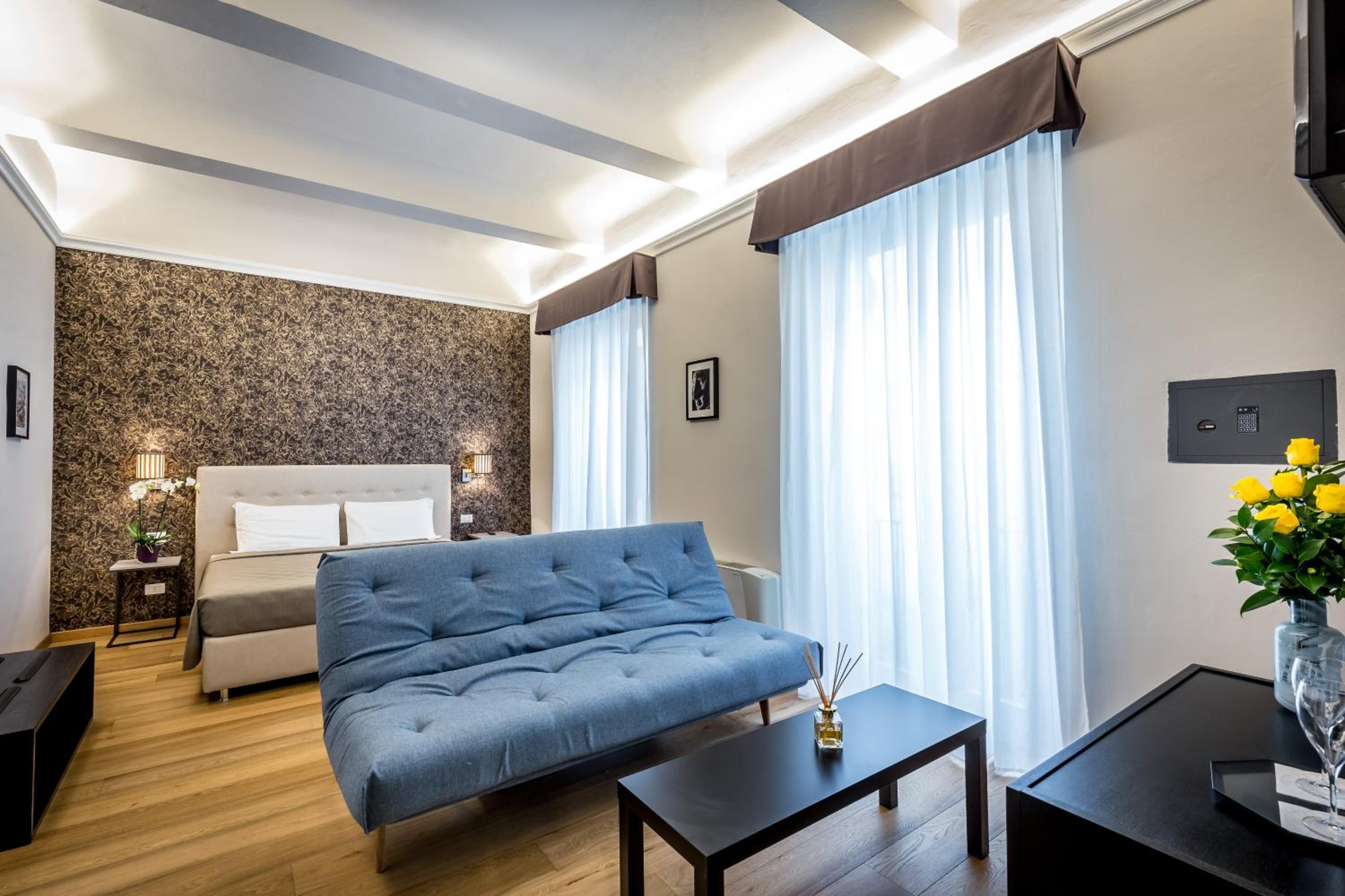 Superior Triple Room photo 2