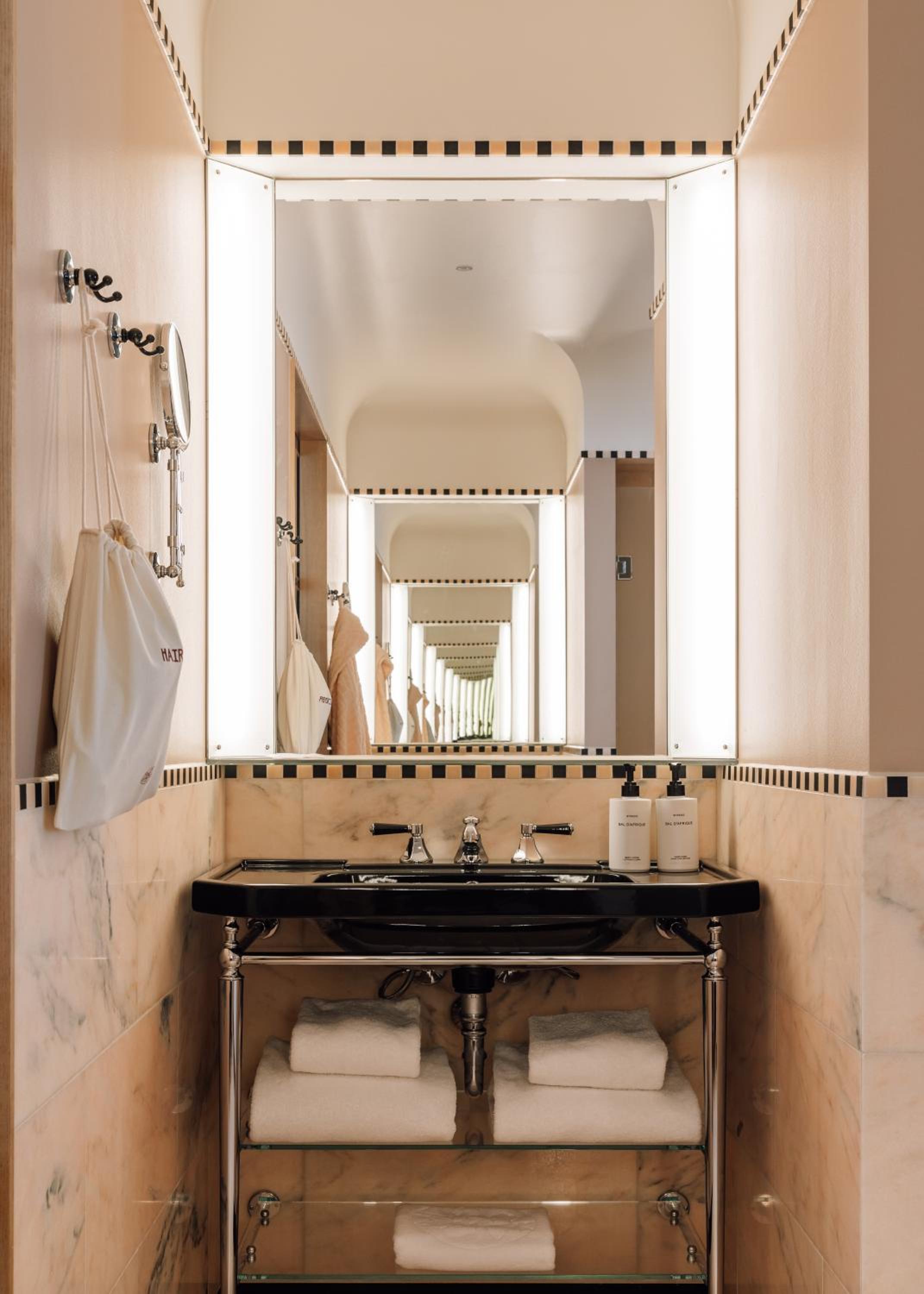 Junior Suite - Photo 2
