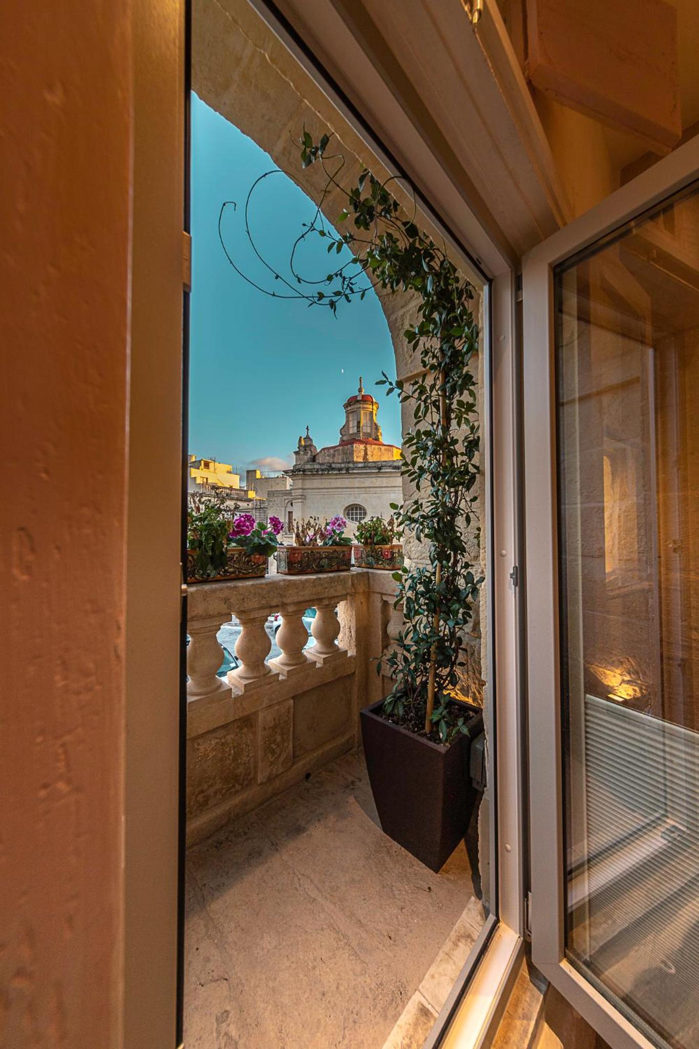 Double Room with Balcony