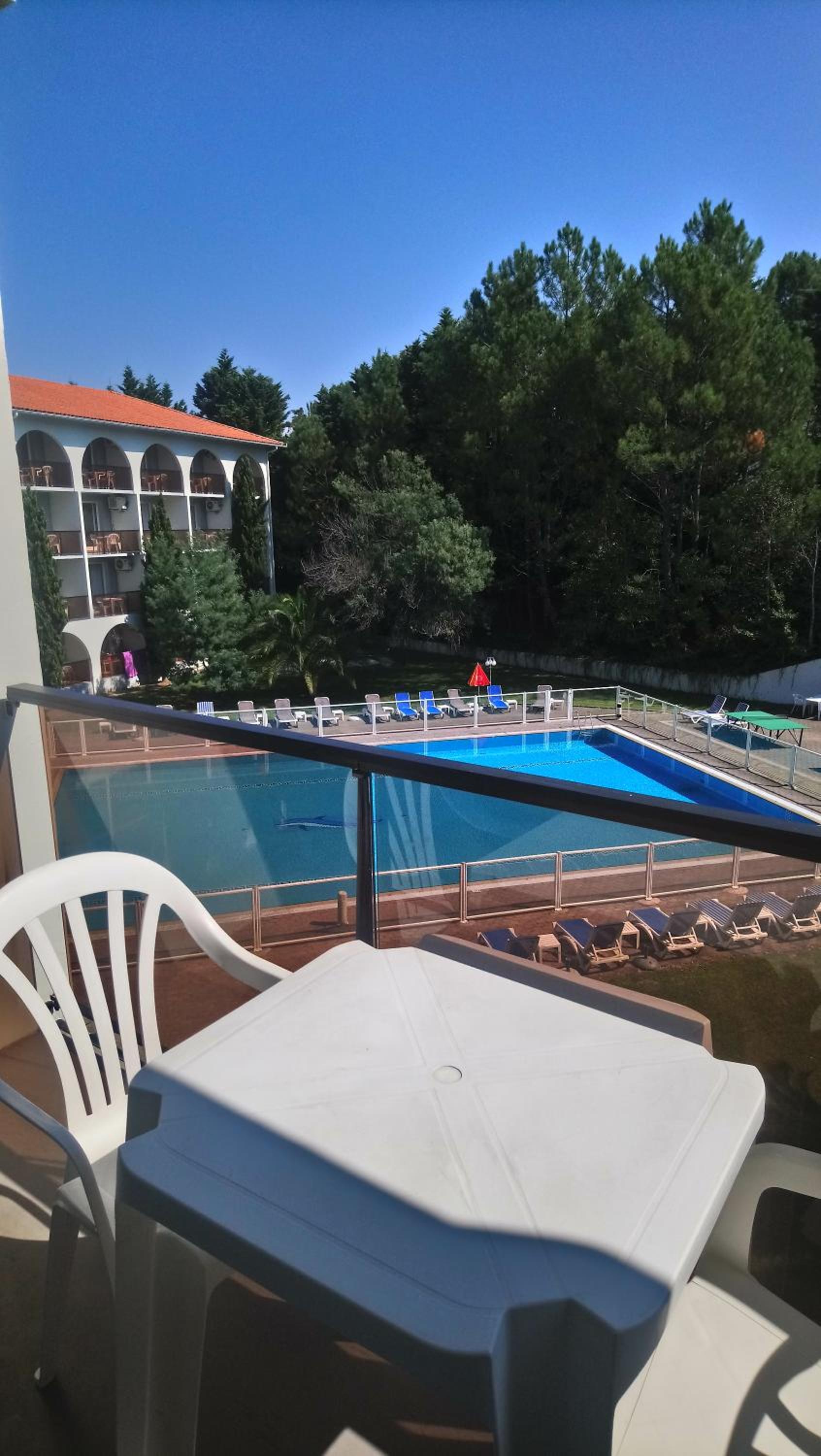 Studio with Pool View - Photo 11