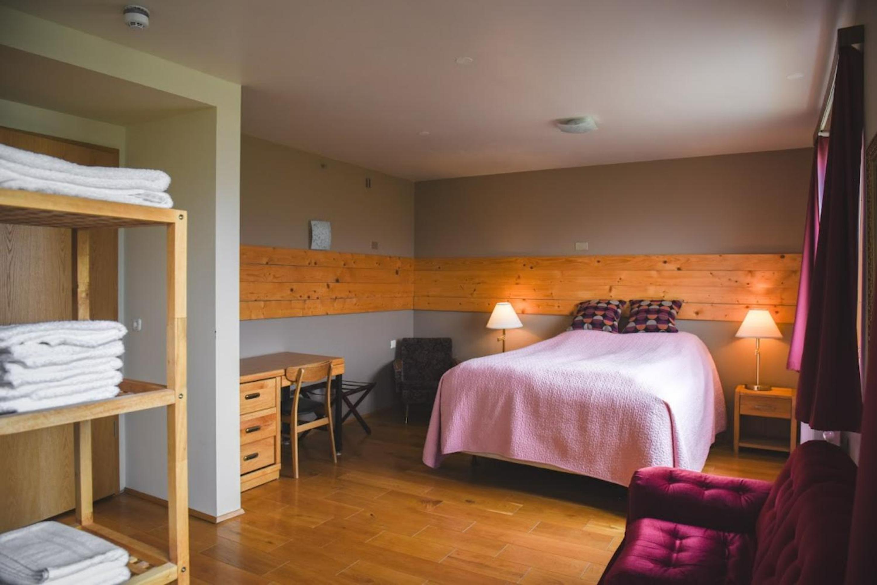 Superior Double Room with a Sea View - Photo 11