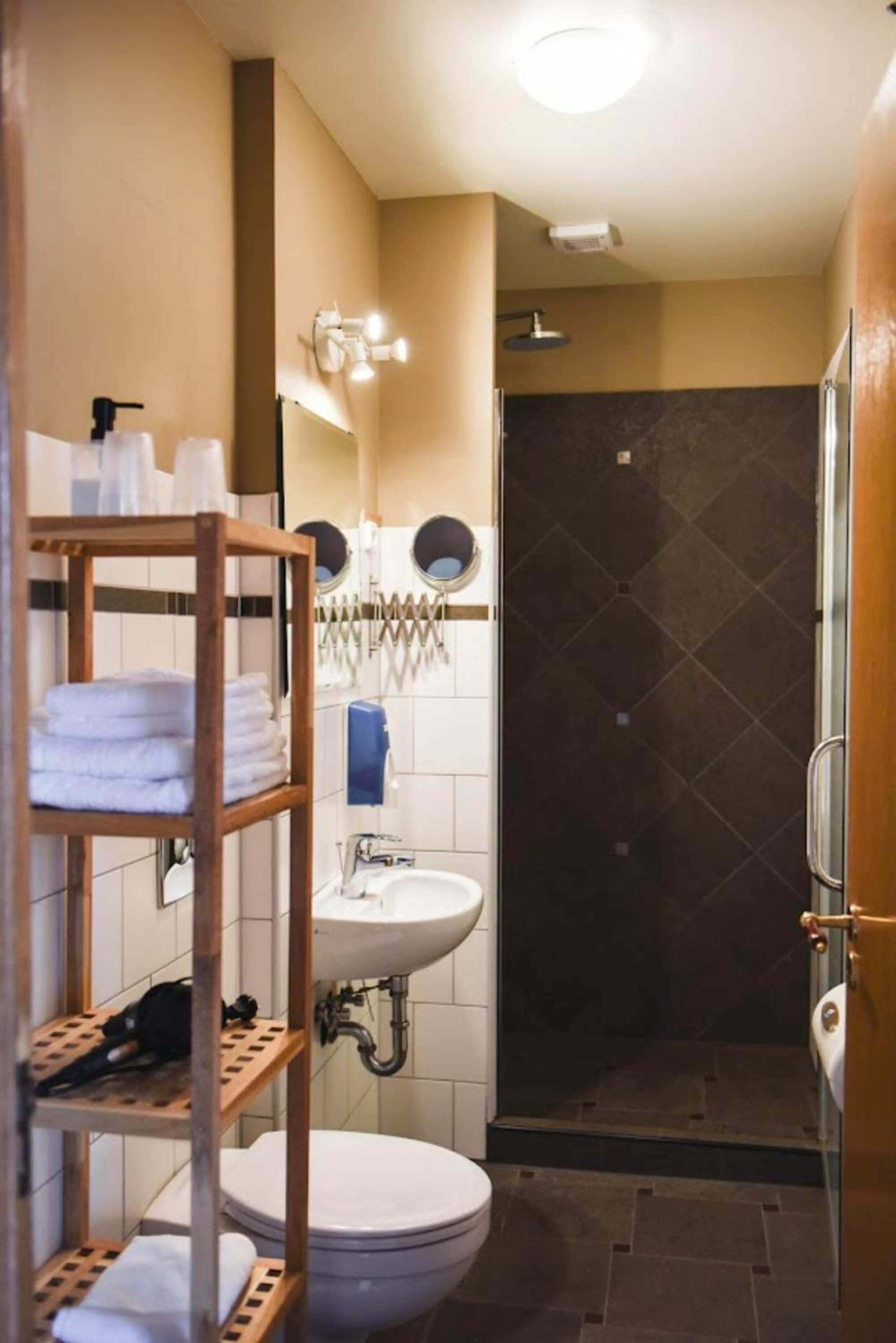 Superior Double Room with a Sea View - Photo 16