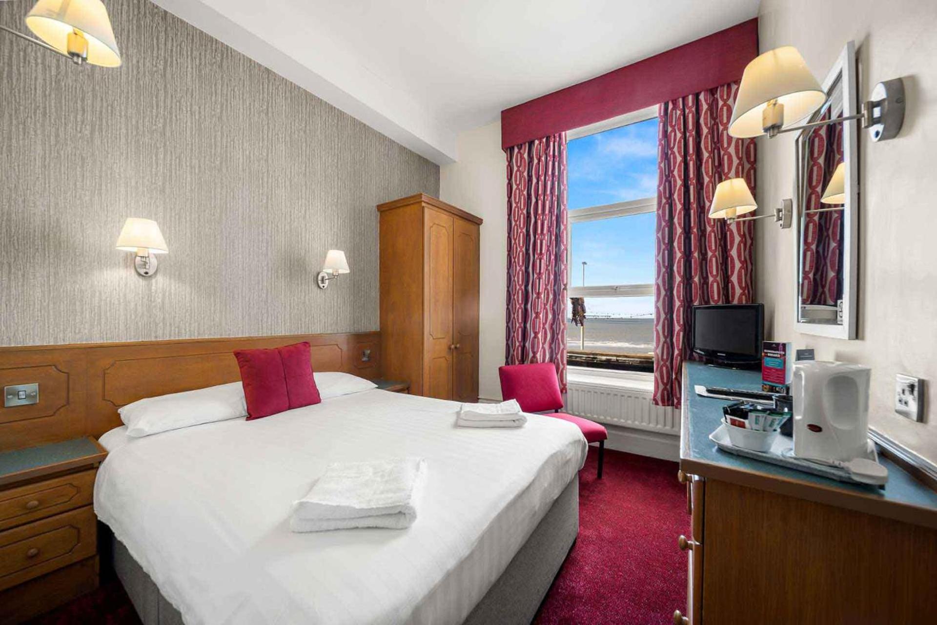Double Room with Sea View photo 1