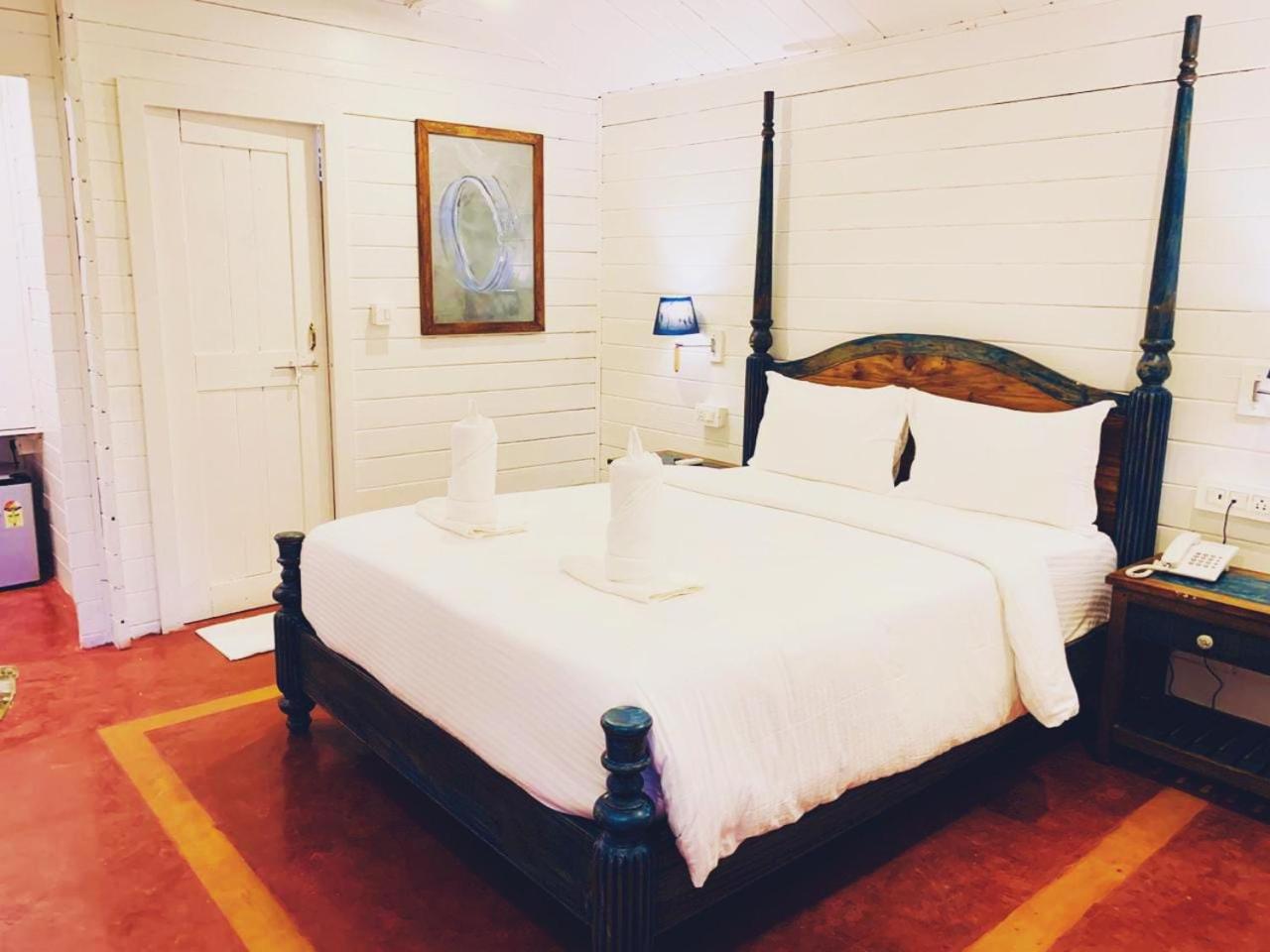 Deluxe Double Room - Photo 10