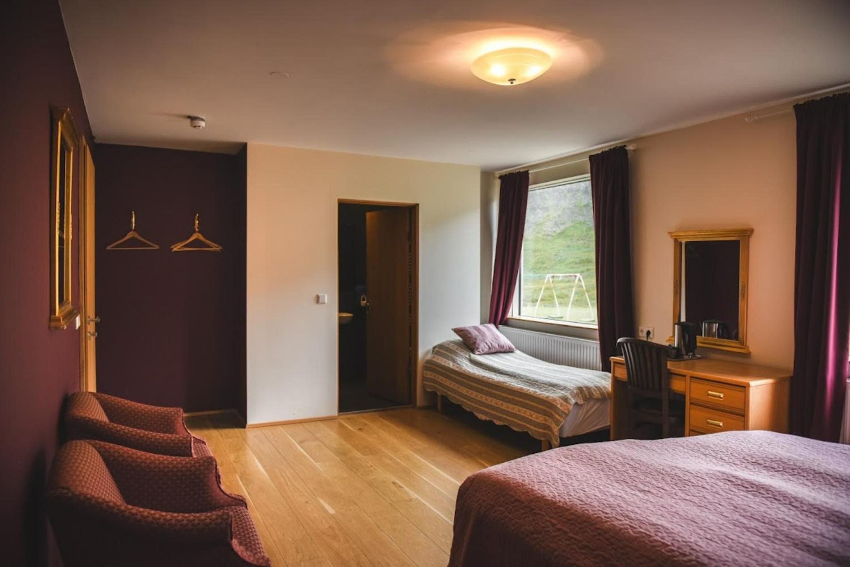 Standard Triple Room - Photo 8