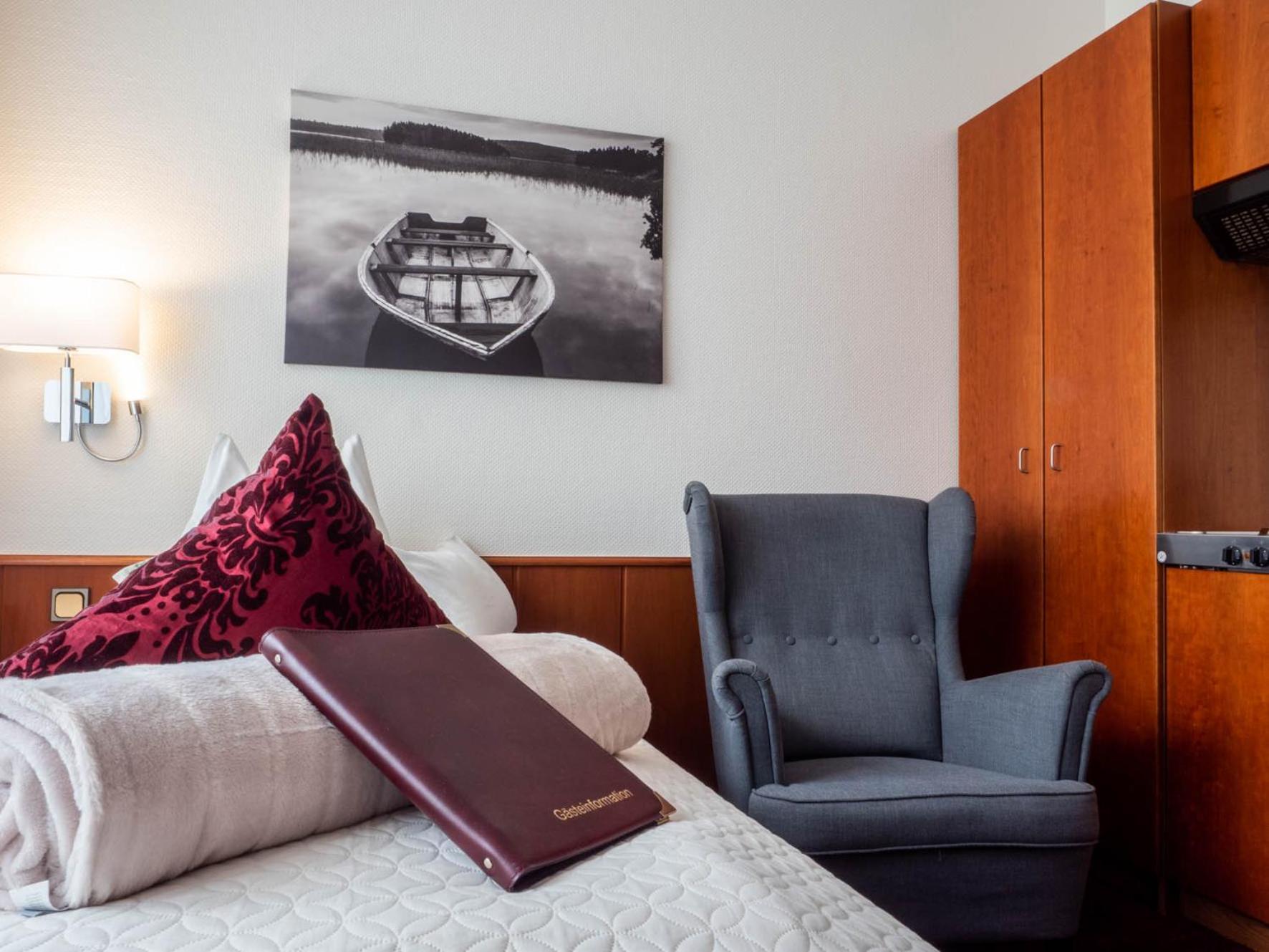 Single Room photo 1
