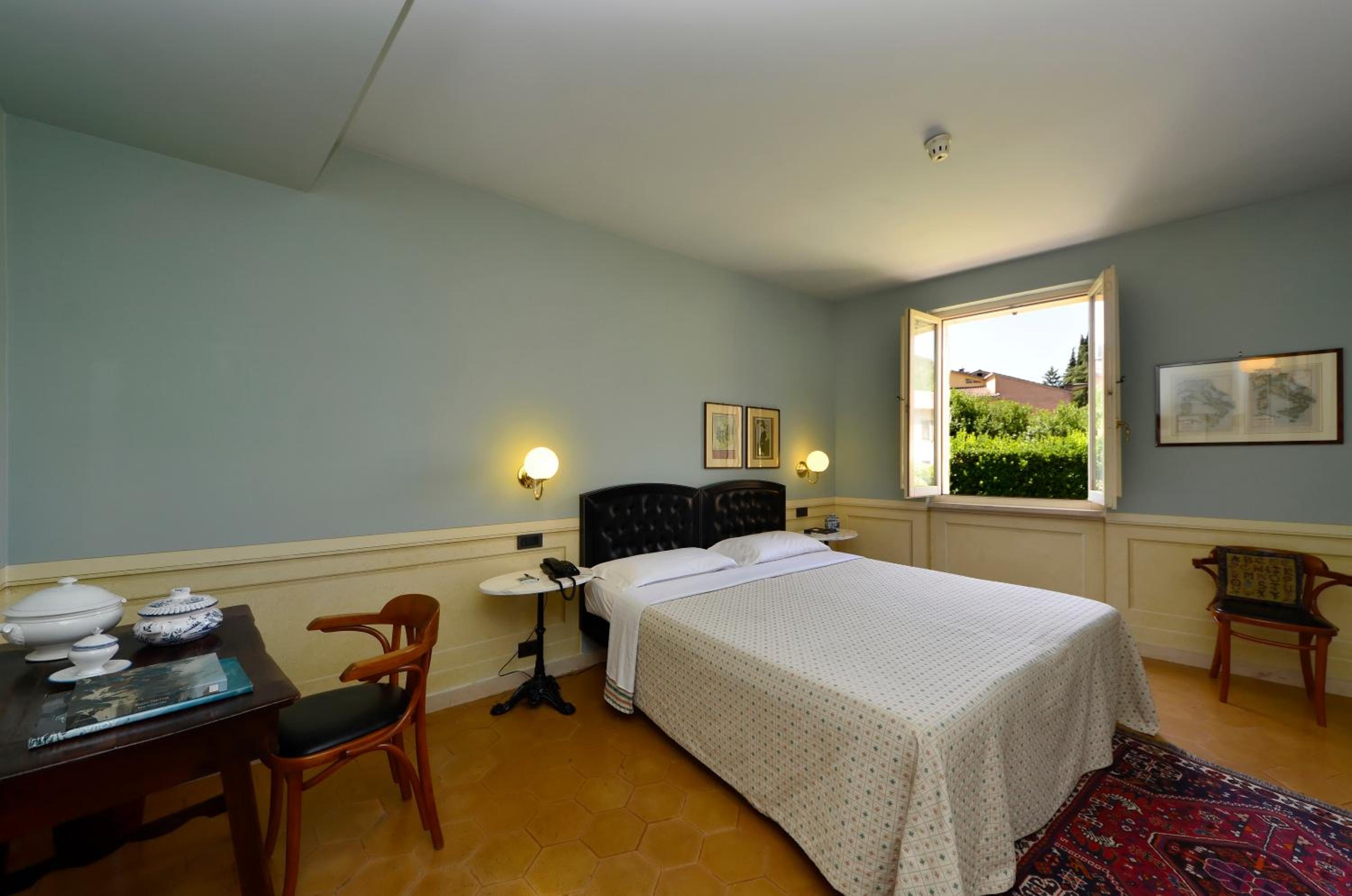 Classic Double Room - Photo 2