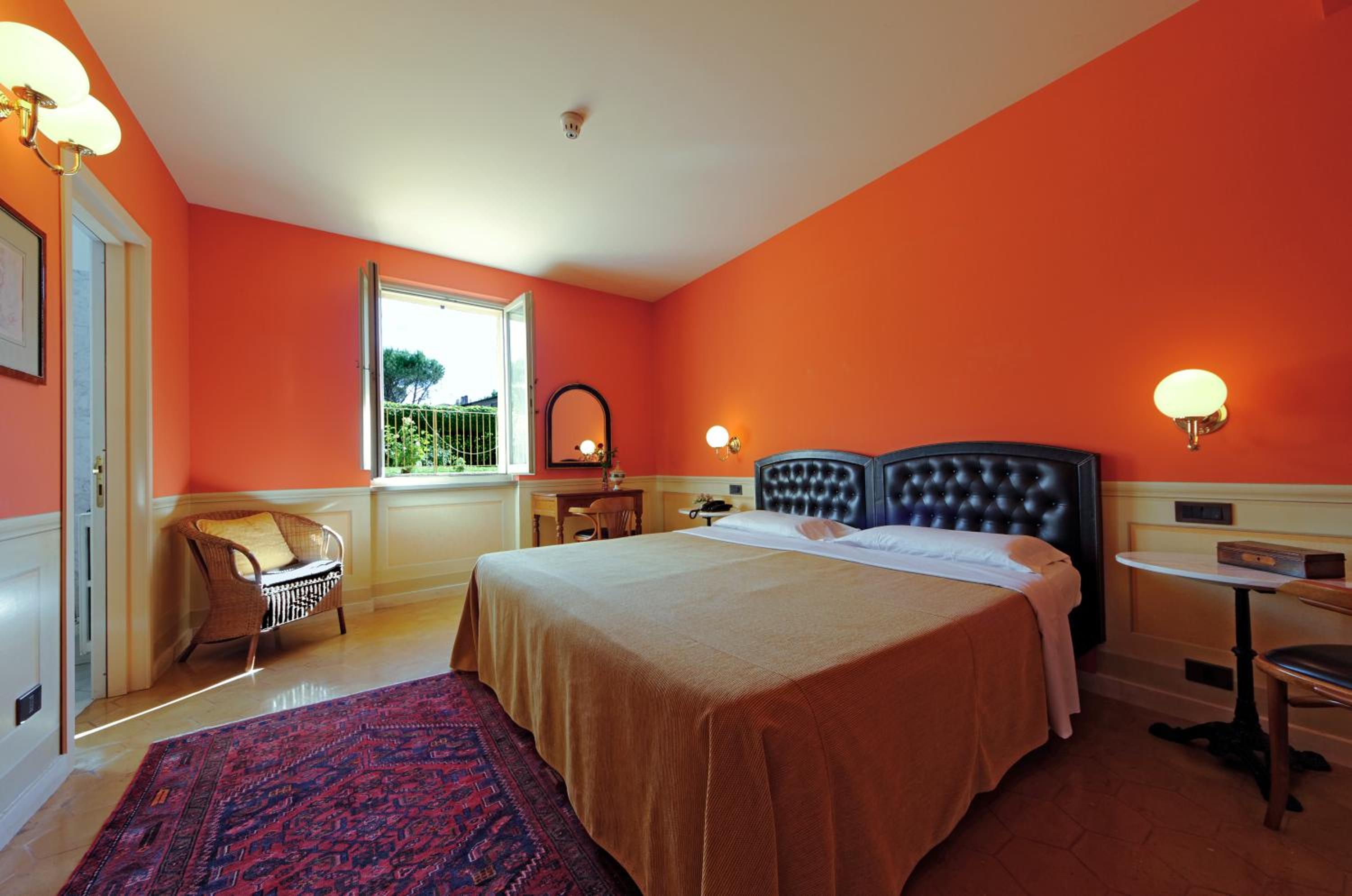 Classic Double Room - Photo 8