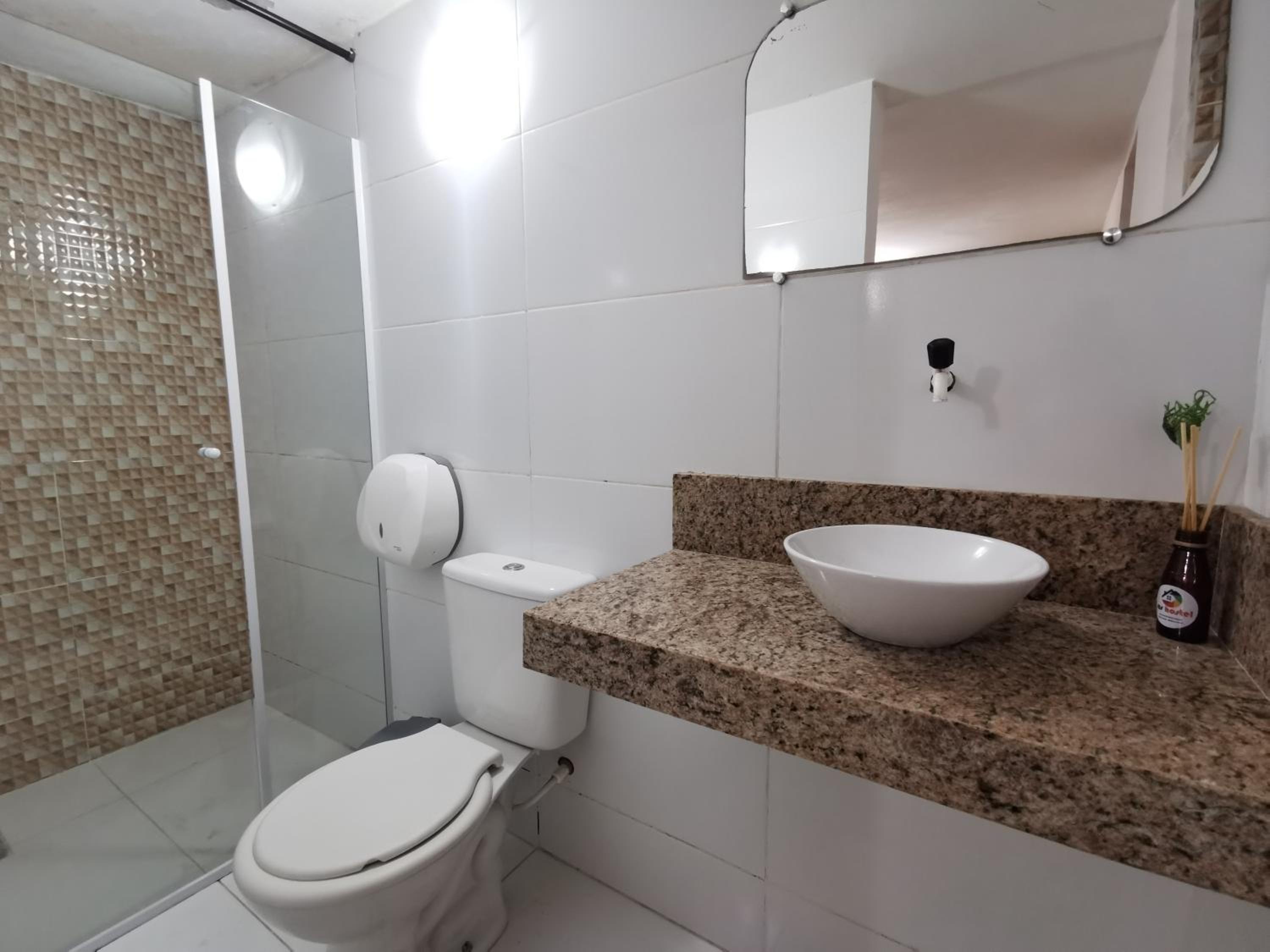 Single Room with Private Bathroom photo 3