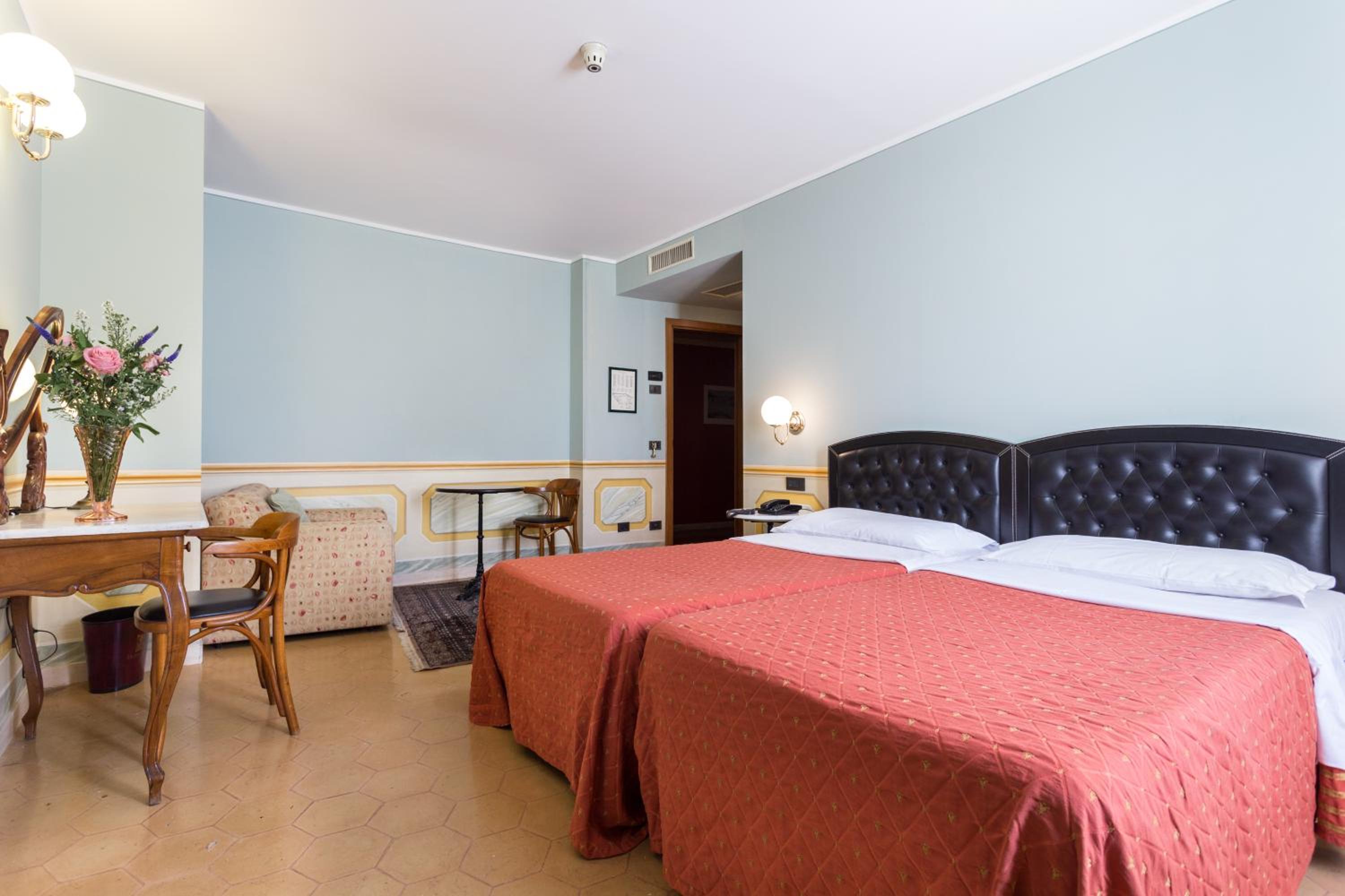 Superior Double Room - Photo 5