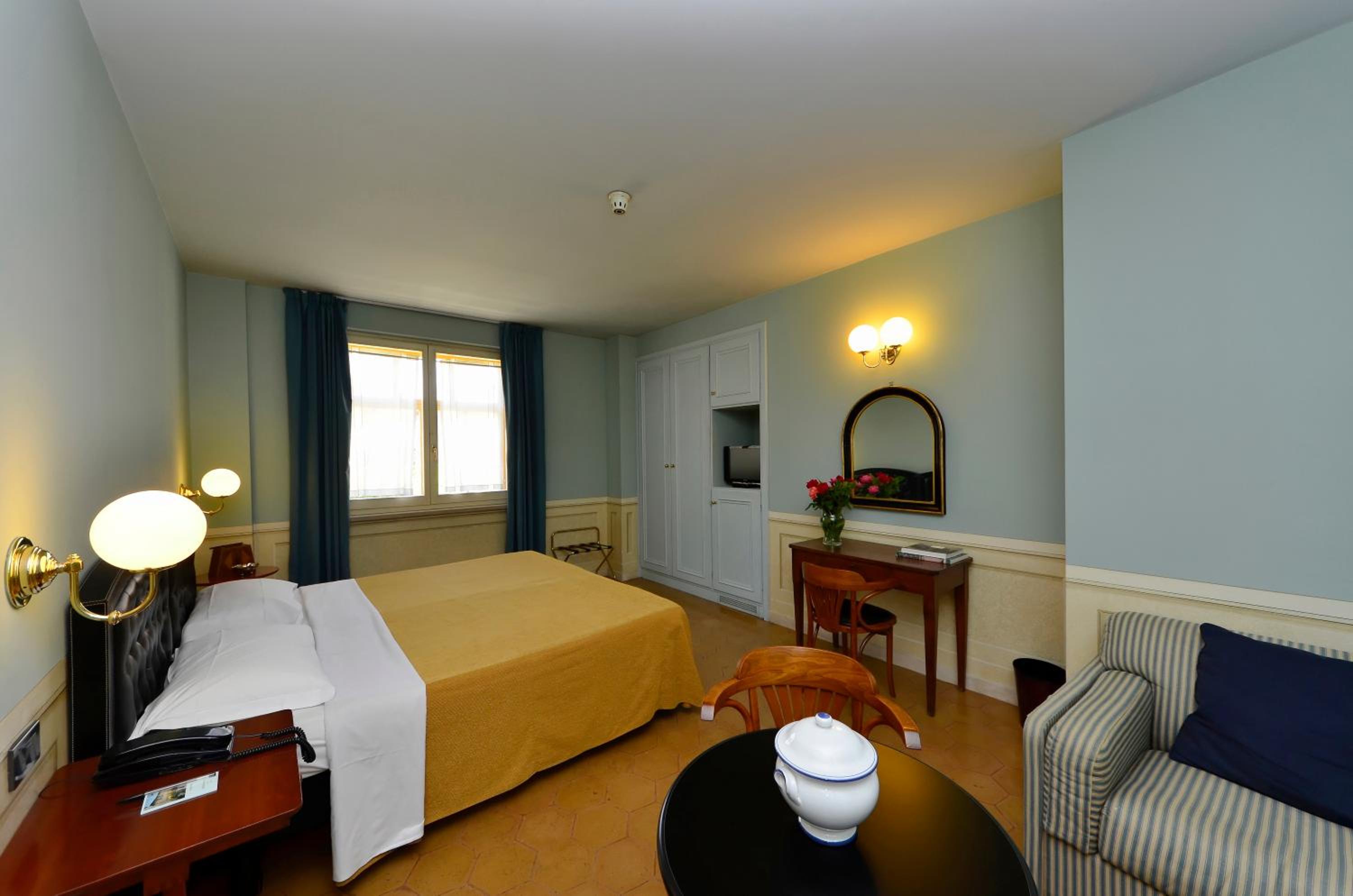 Superior Double Room - Photo 10