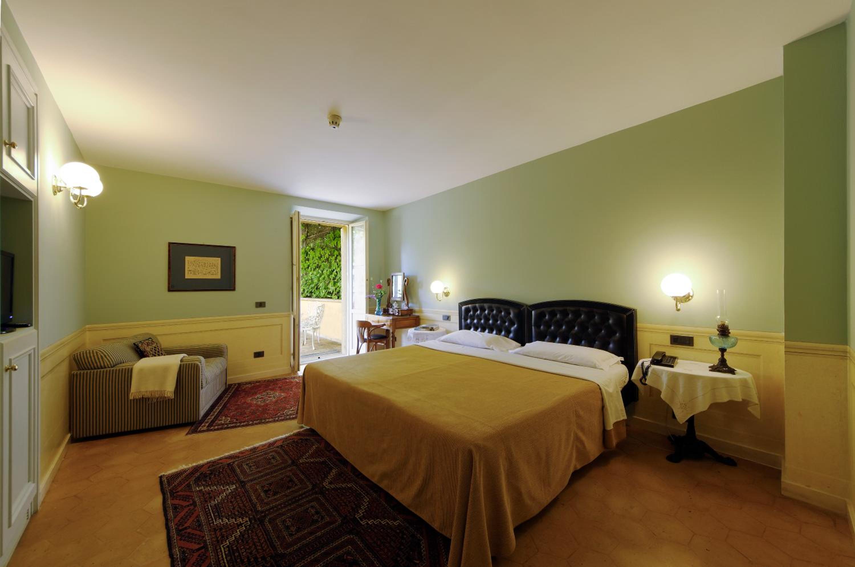Superior Double Room - Photo 12
