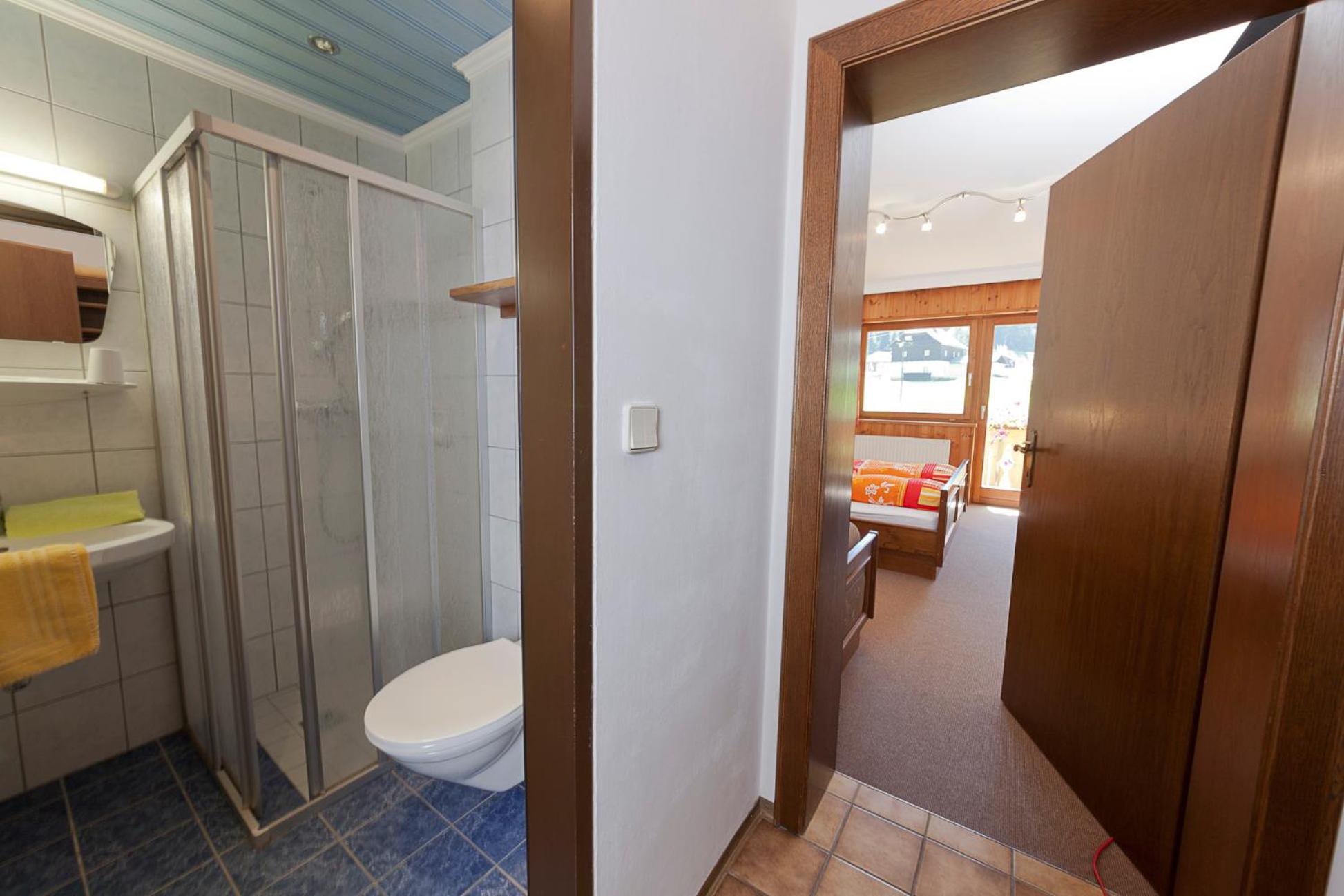 King Room with Balcony photo 3
