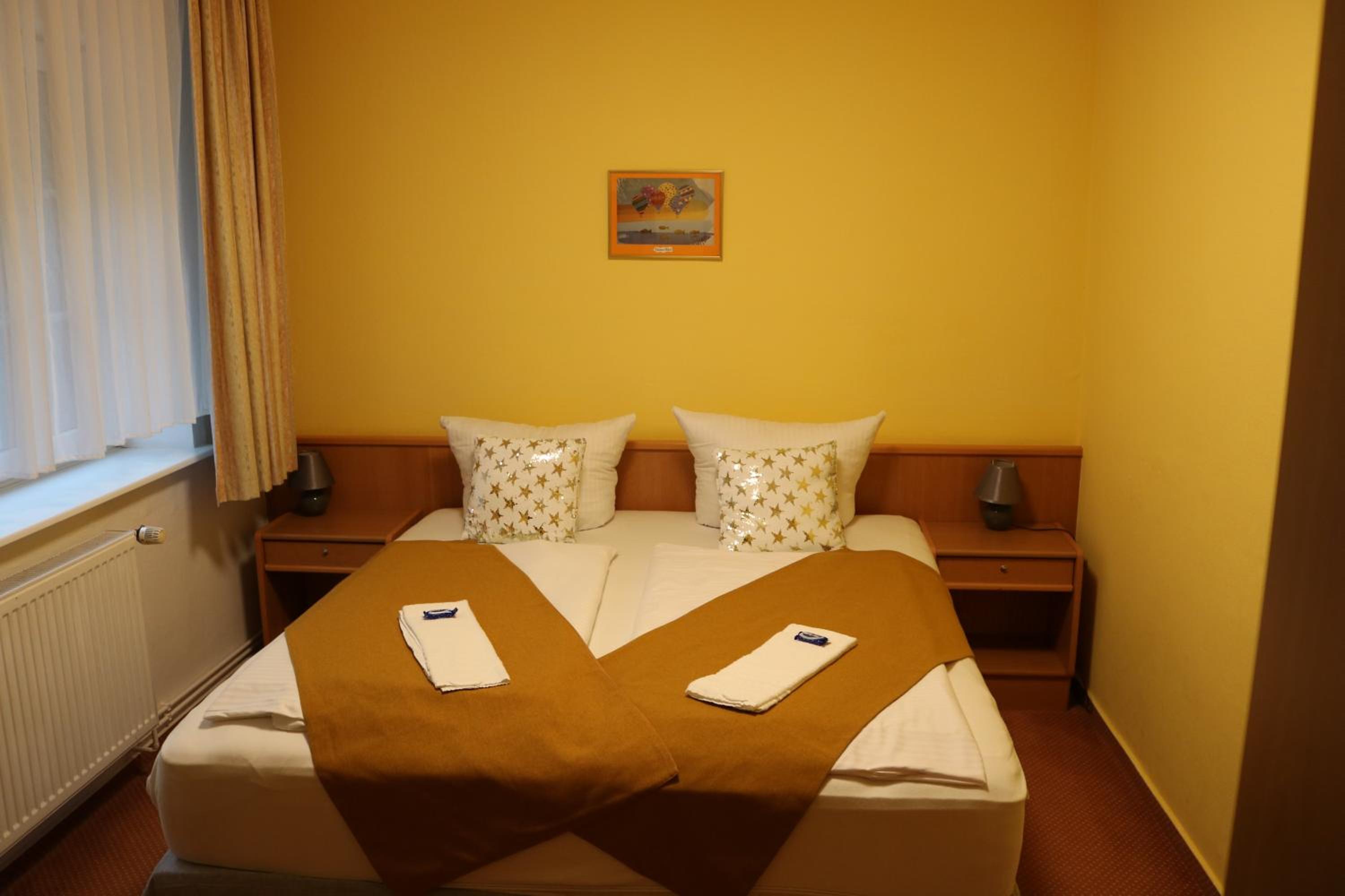 Family Room (dogs allowed) - Photo 6