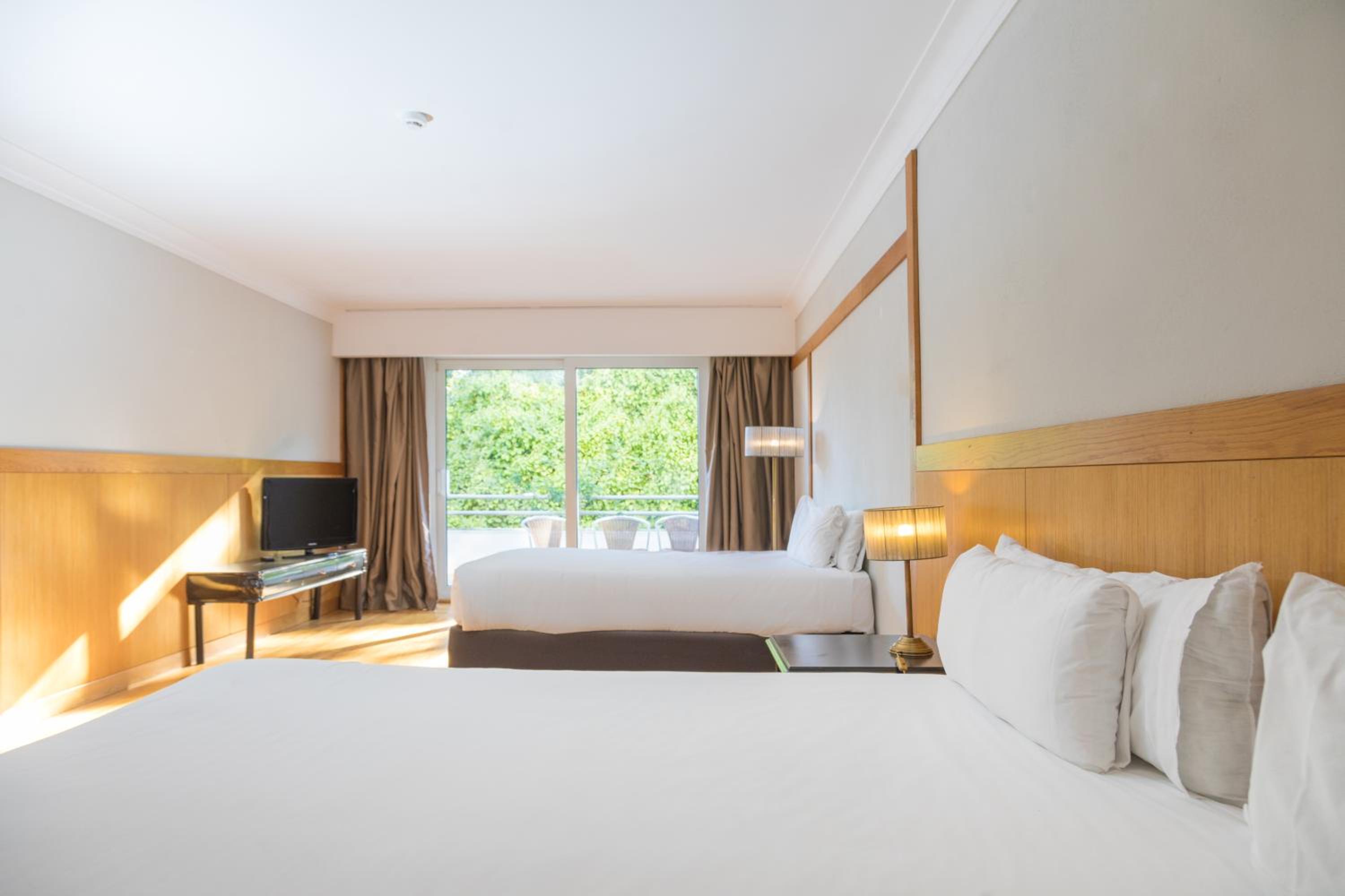 Quadruple Room - Photo 4