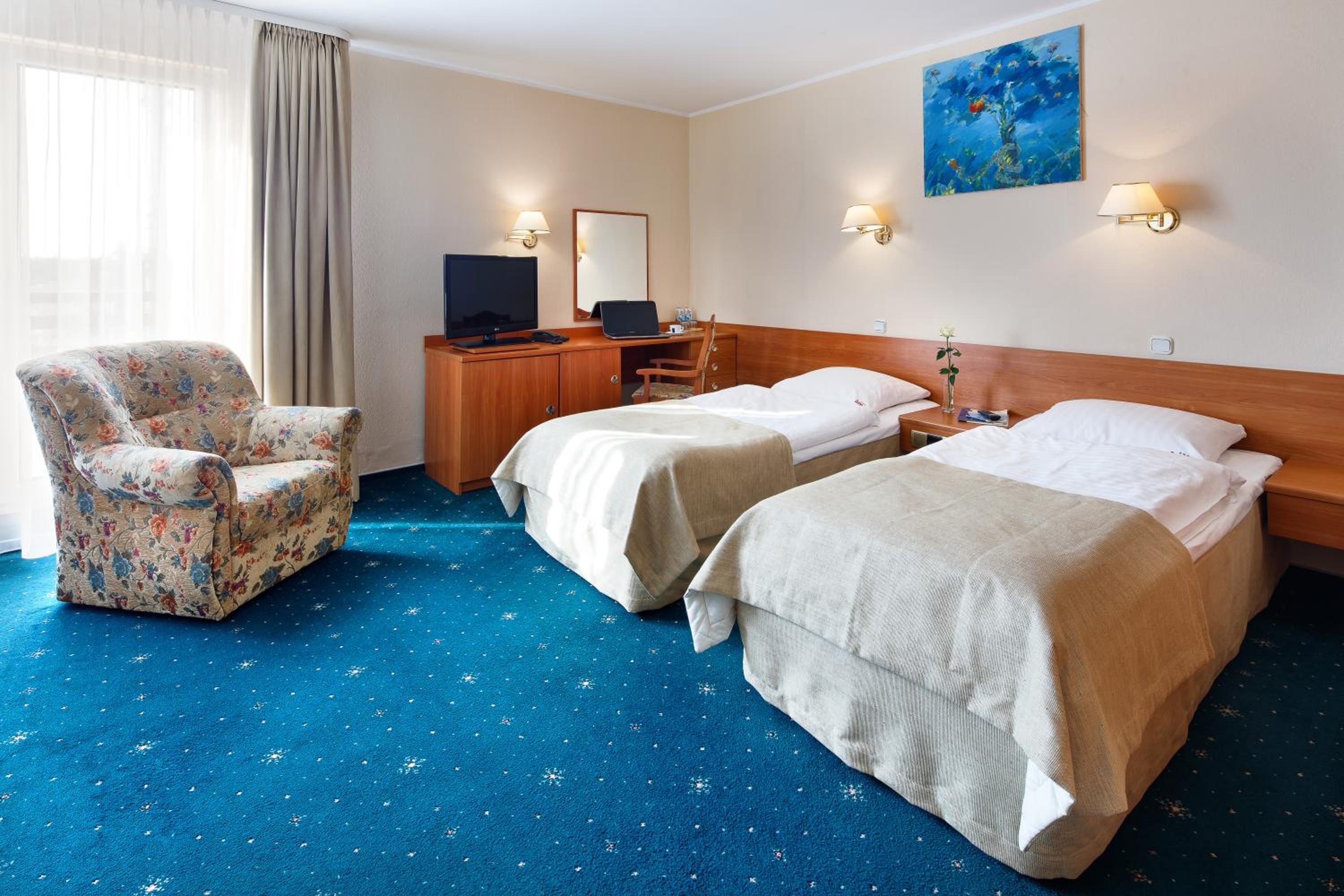 Double Room with Balcony or Terrace - Photo 1