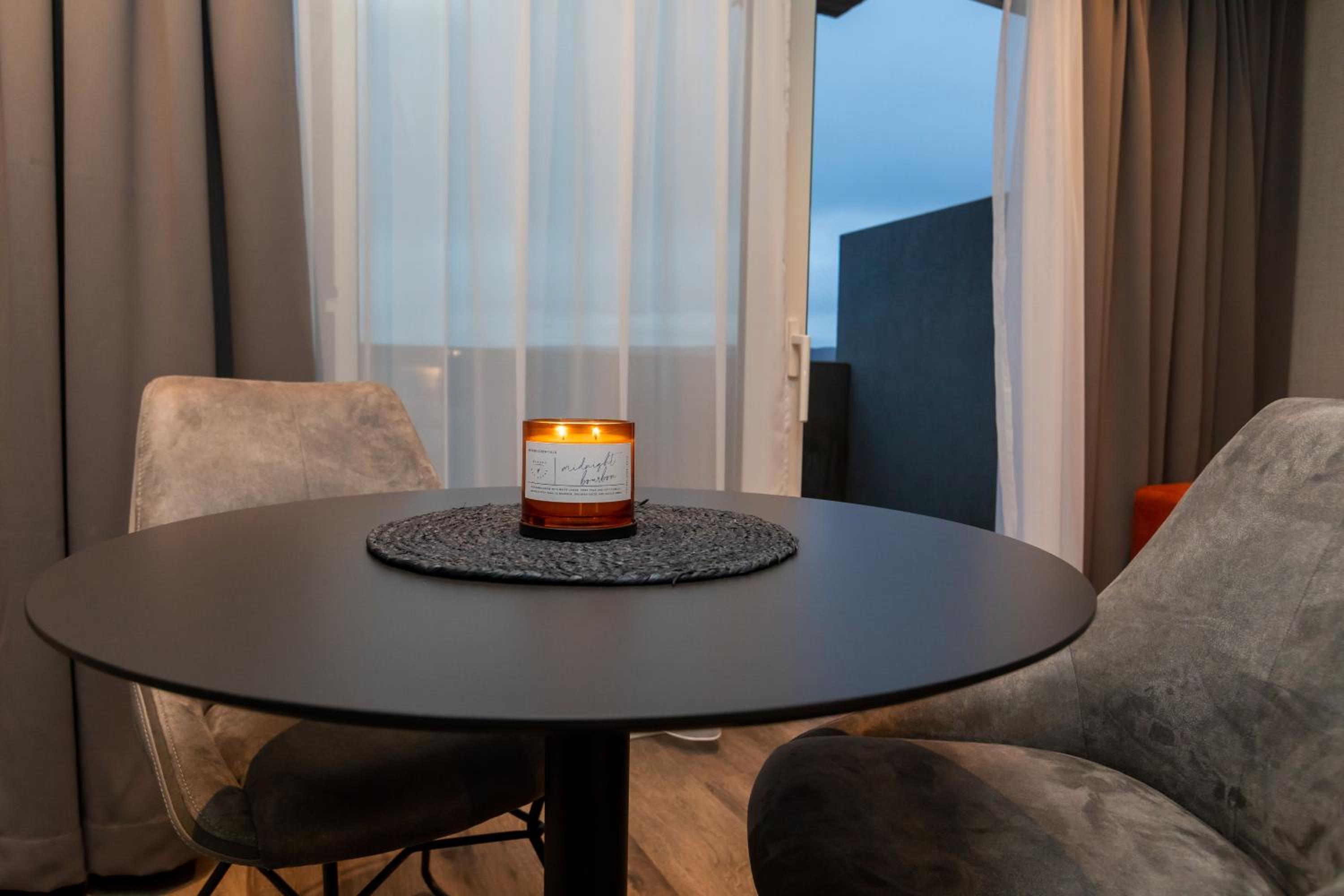 Double Room - Photo 6