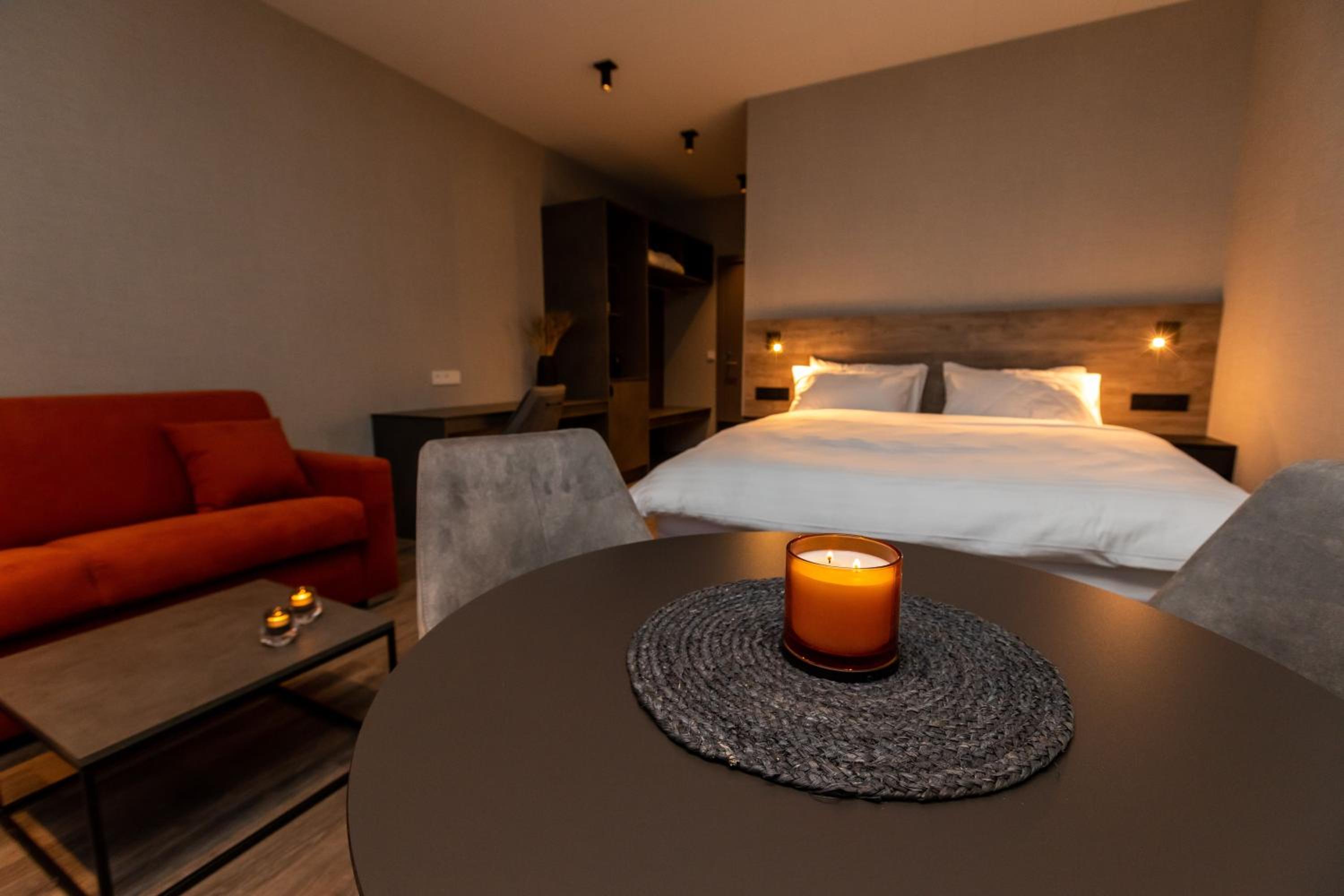 Double Room - Photo 5