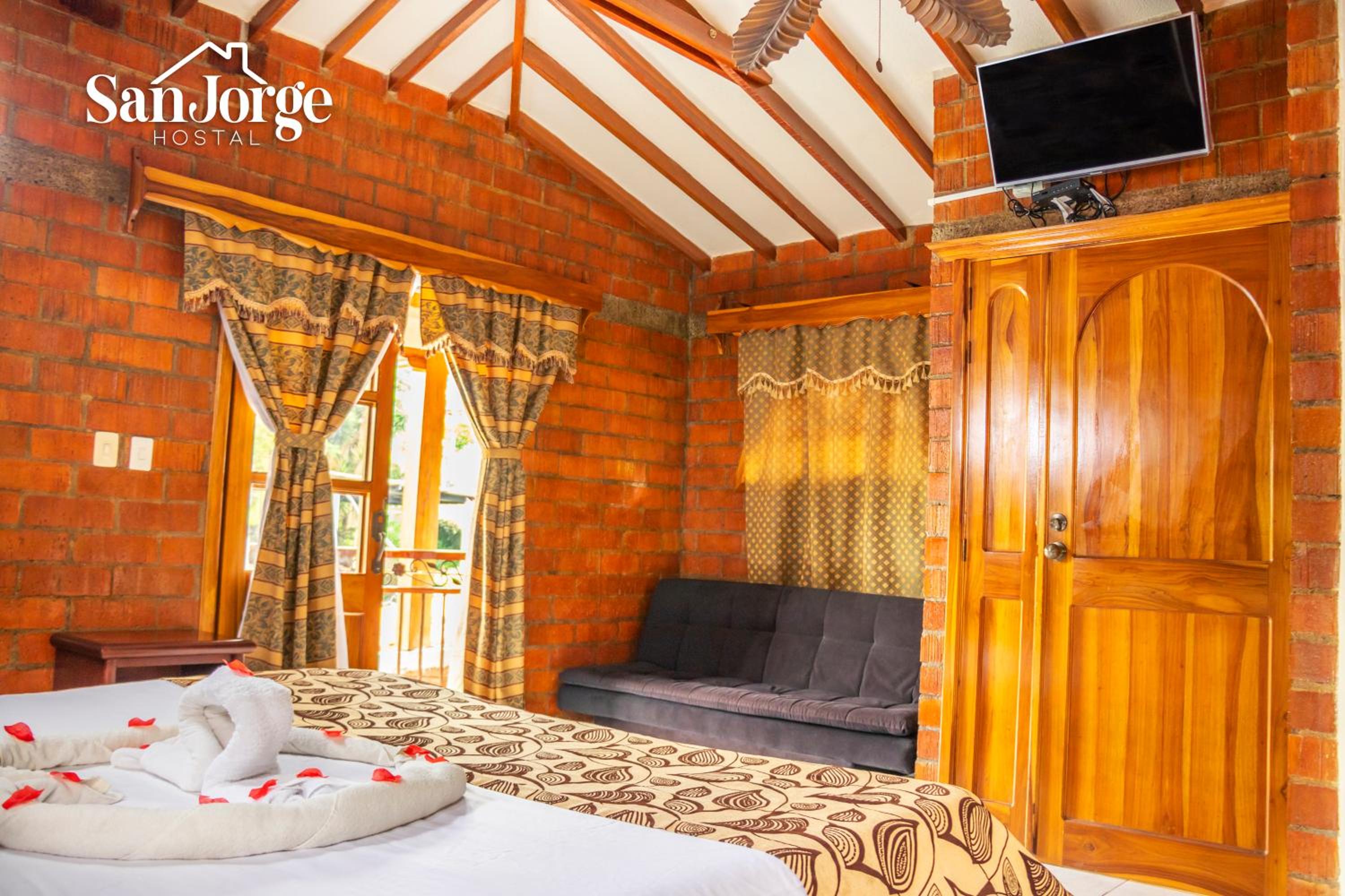 Deluxe King Room photo 2