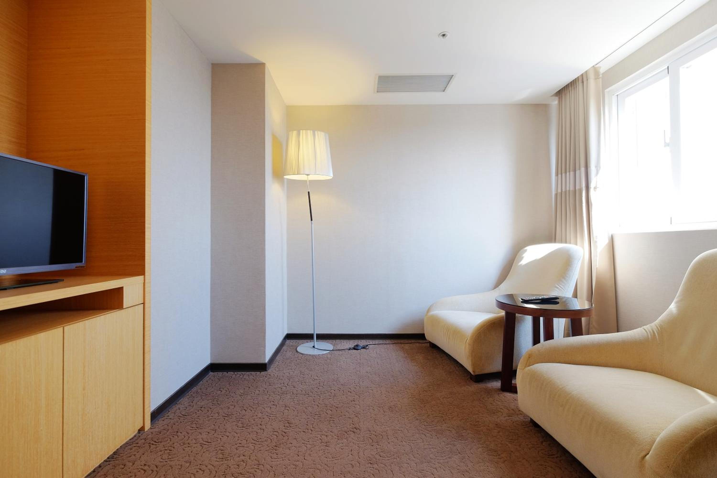 Corner Double Room - Photo 4