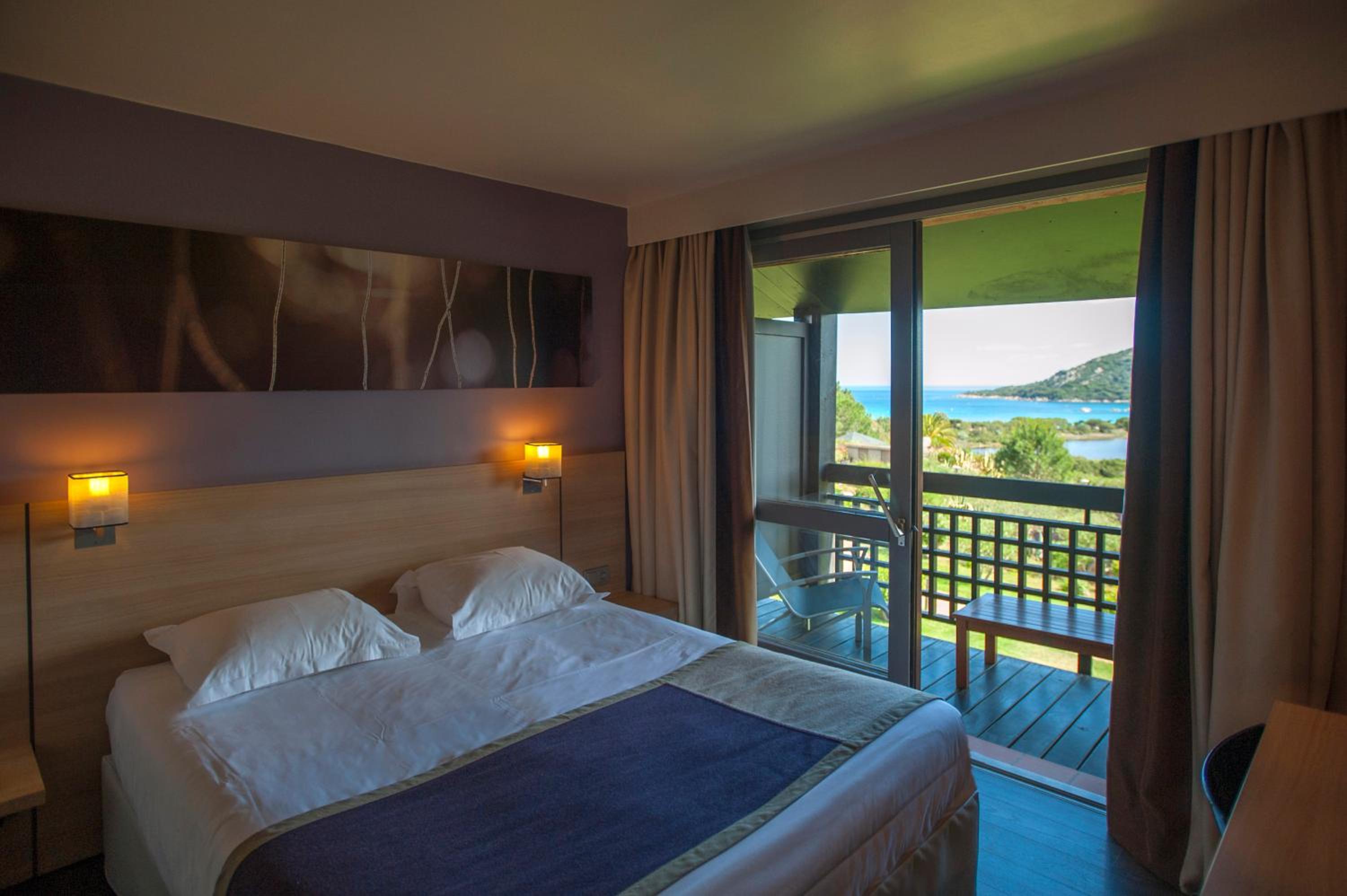 Premium Room with Panoramic Sea View photo 3