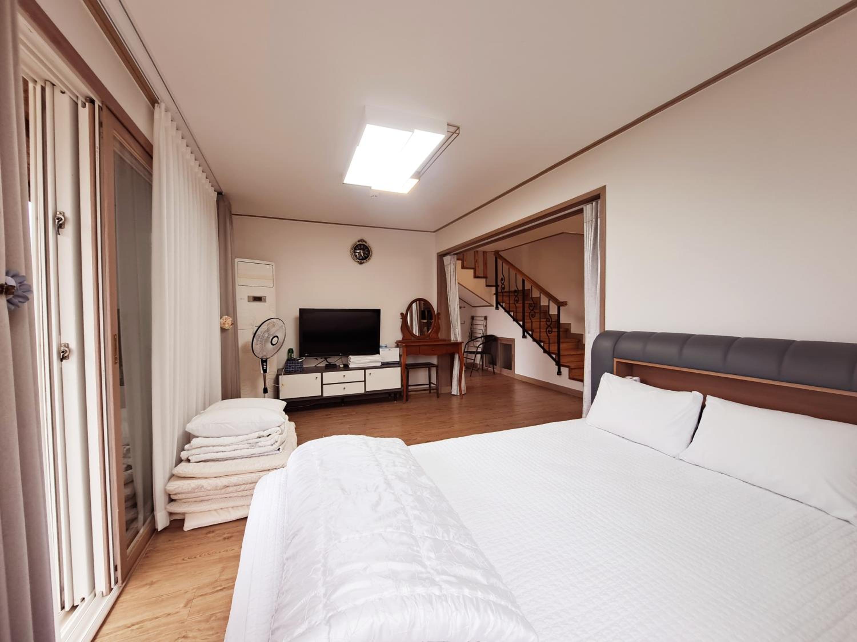 Duplex Apartment photo 3