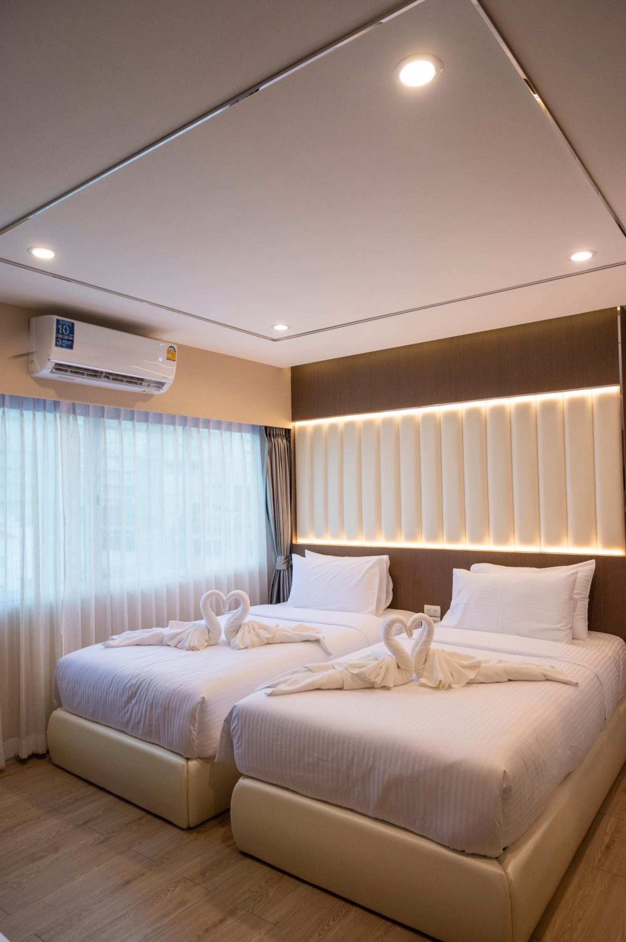 Superior Twin Room photo 3