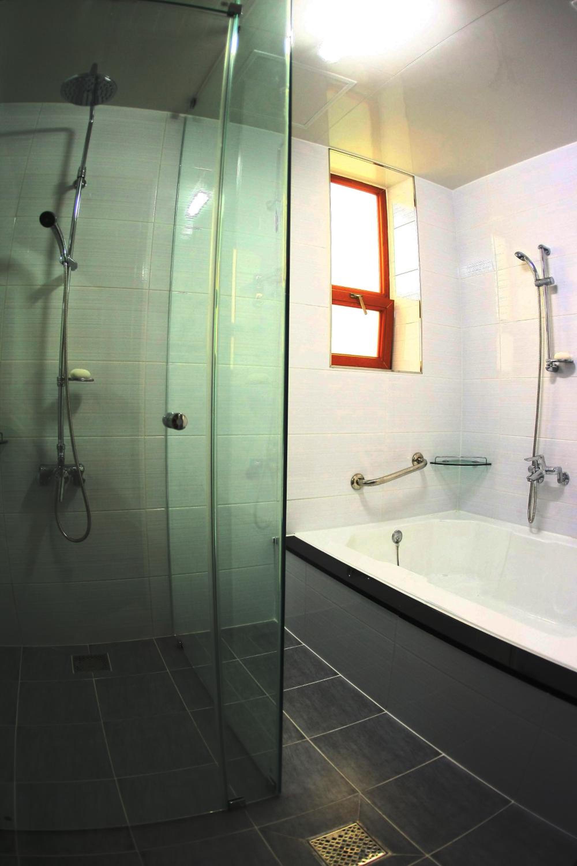 Deluxe Double Room photo 3