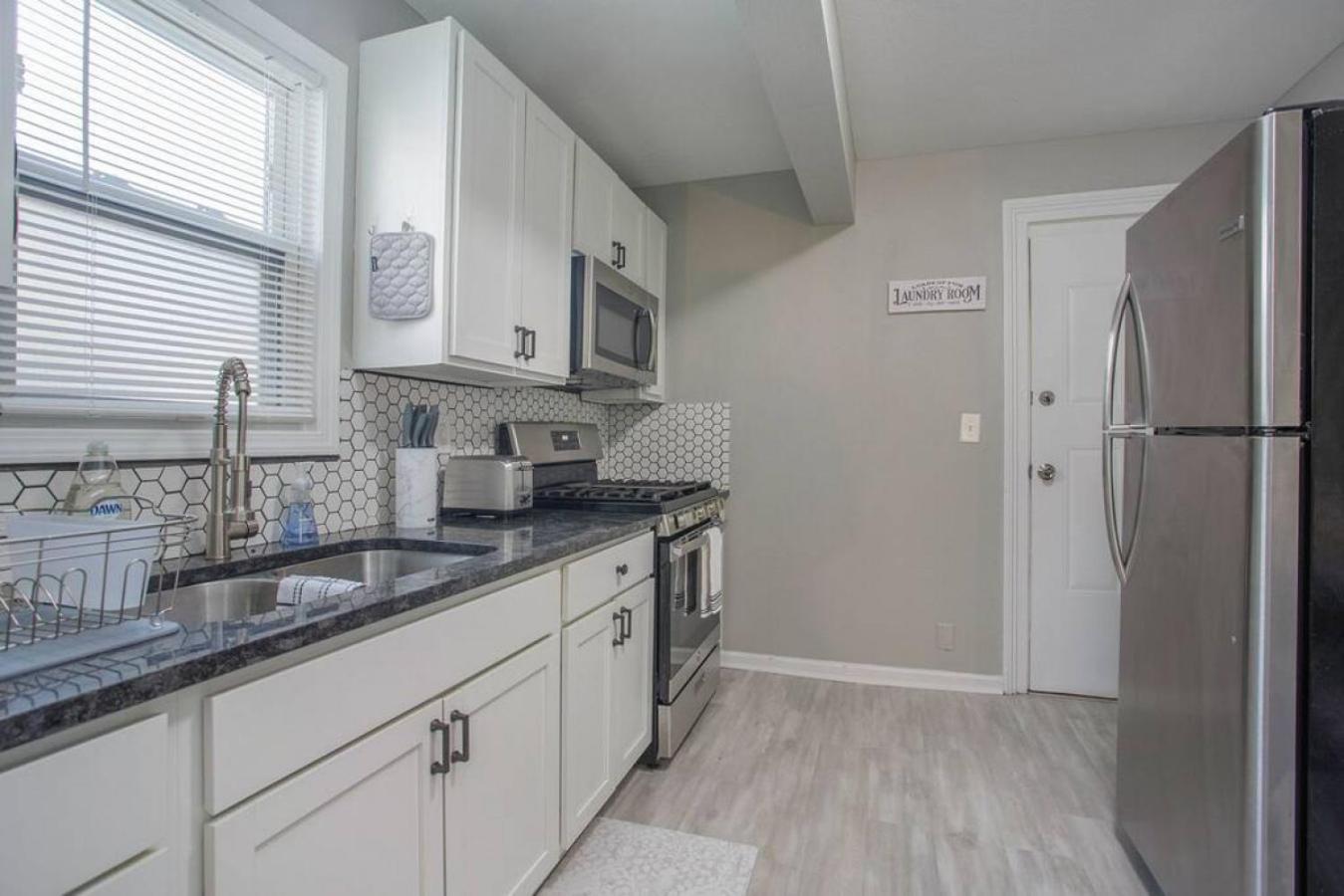 Apartment photo 1