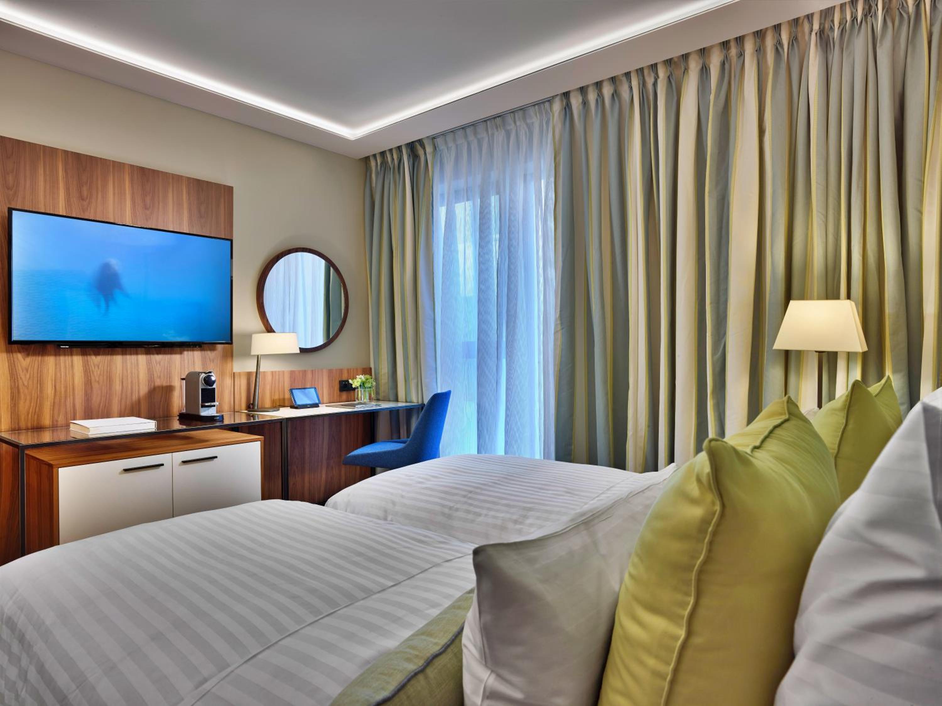 Classic Double Room - Photo 10