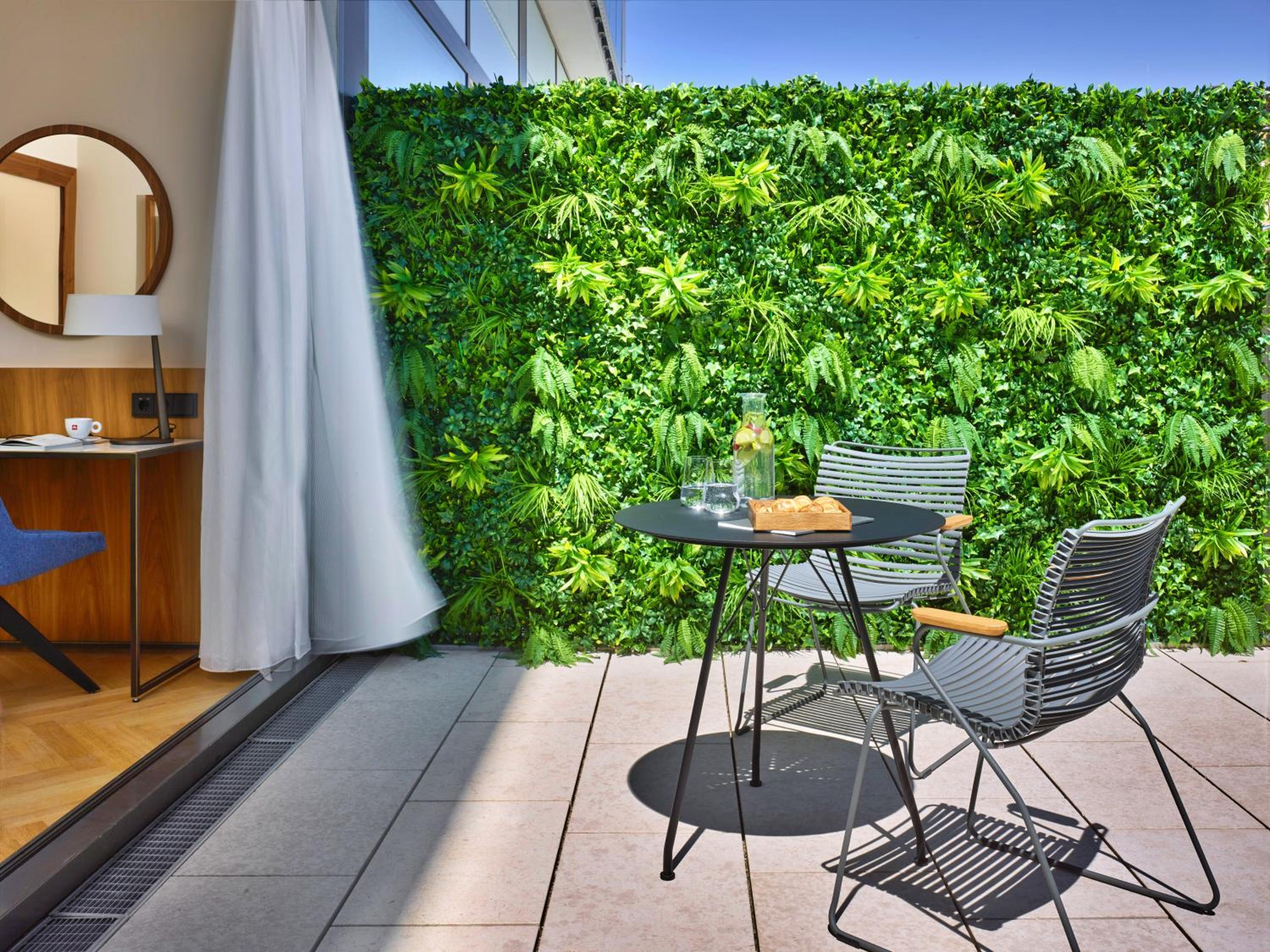 Classic Double Room with Terrace - Photo 8