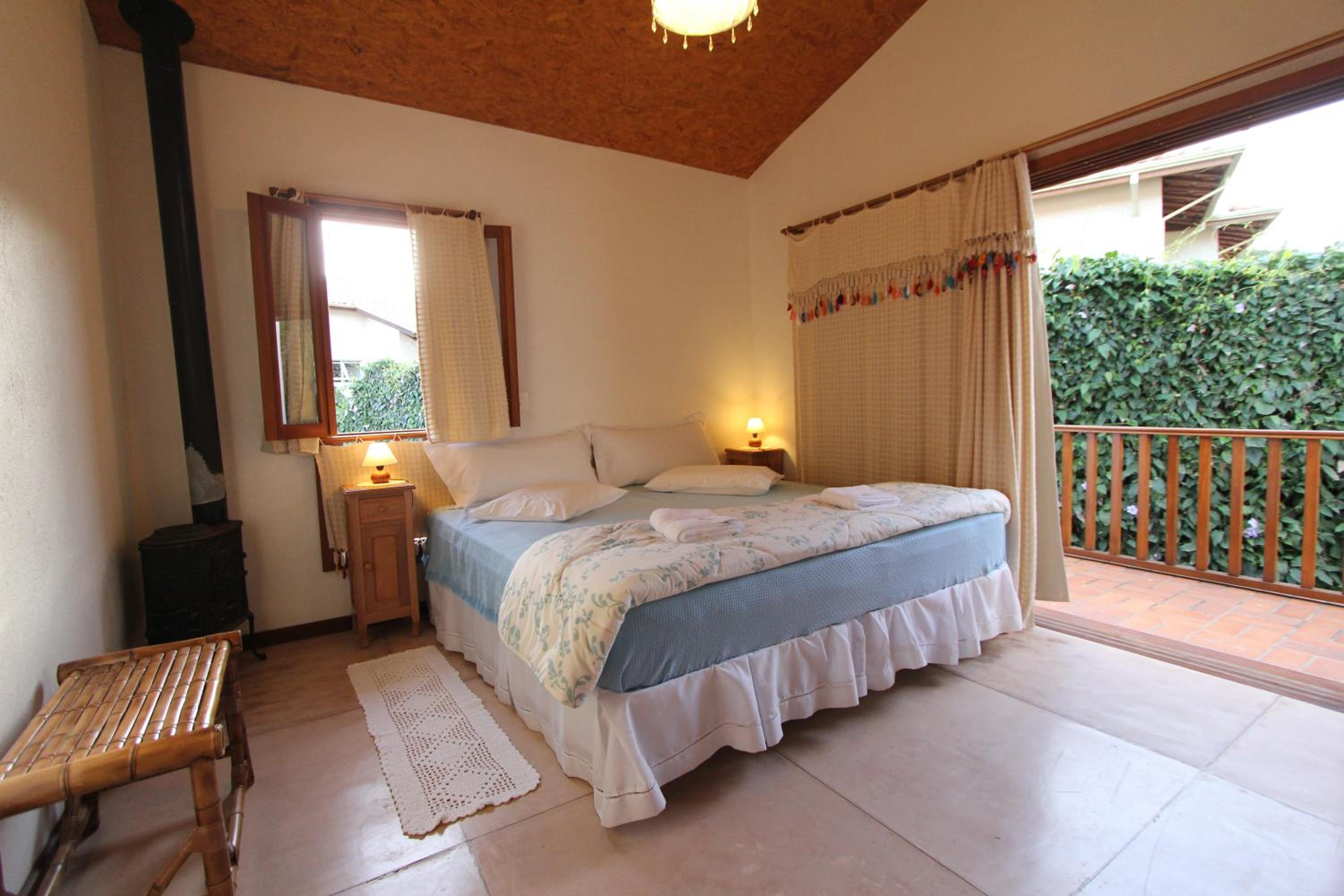 Deluxe Double or Twin Room with Balcony - Photo 1