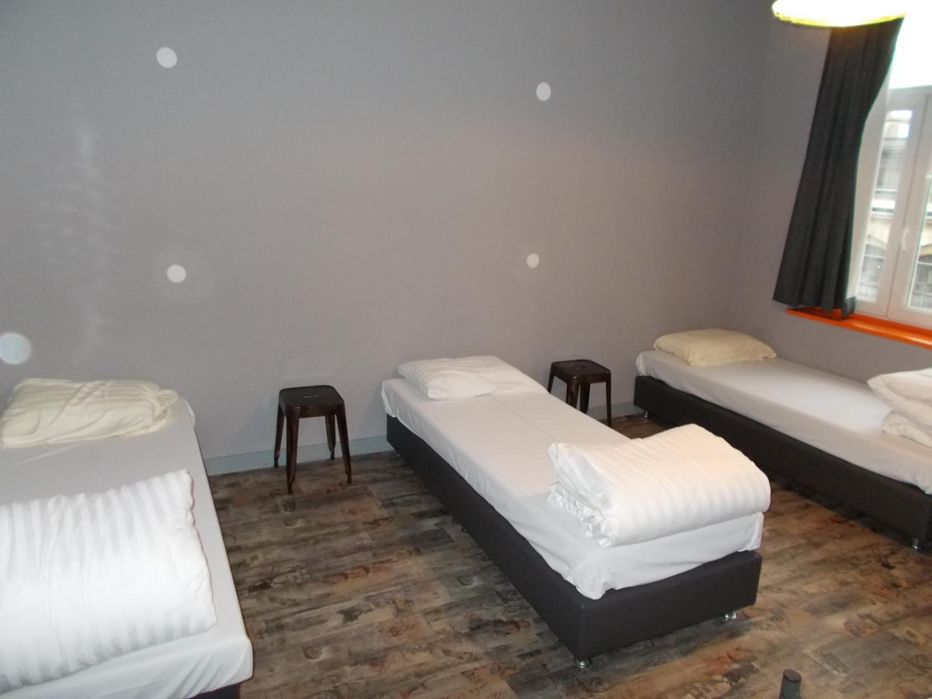 Triple Room with Bathroom photo 2